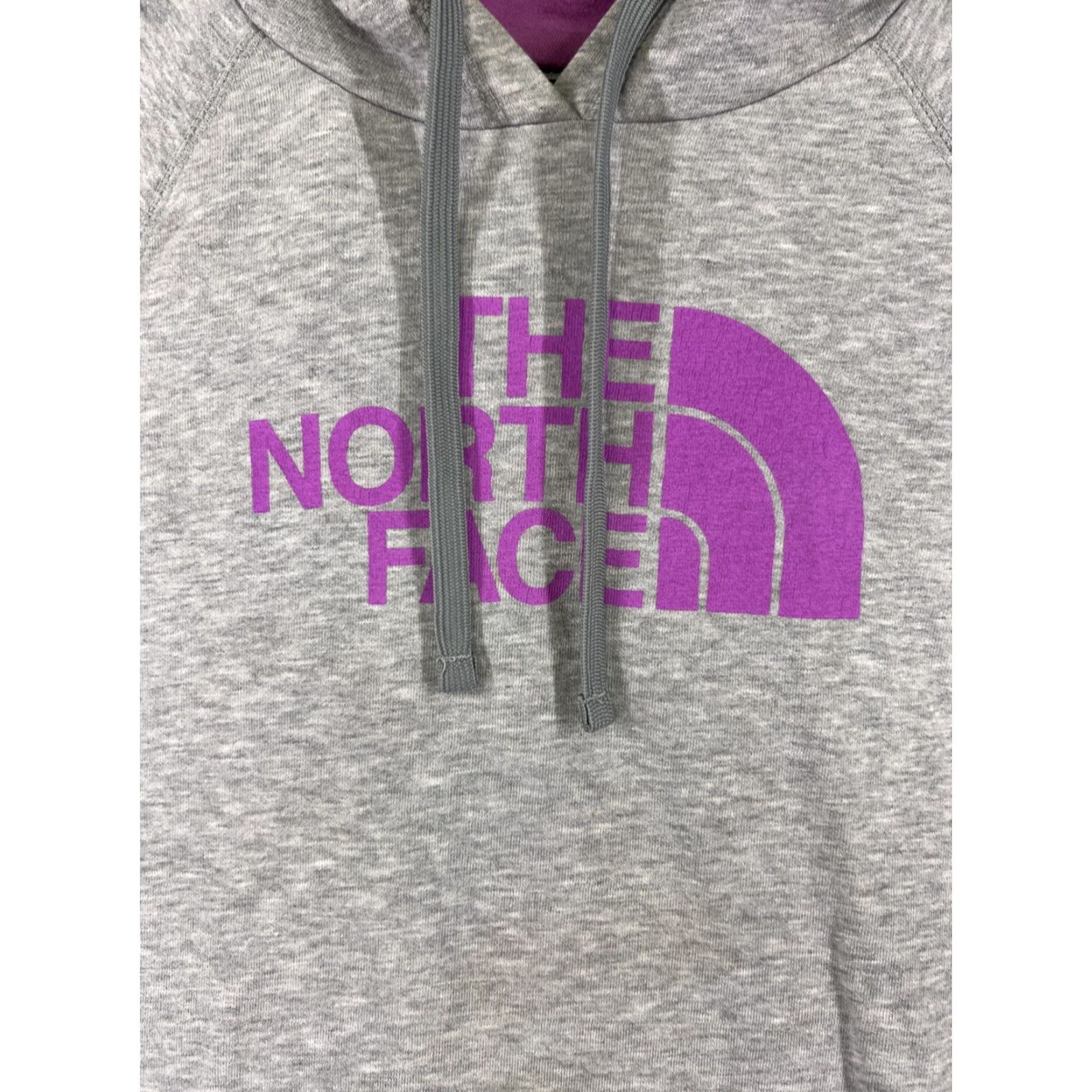 The North Face The North Face Hoodie Mens Medium Gray Purple Pullover Logo Cotton Regular Fit Front Pockets 34in Chest - Vintage: No Size M / US 6-8 / IT 42-44 - 6 Thumbnail
