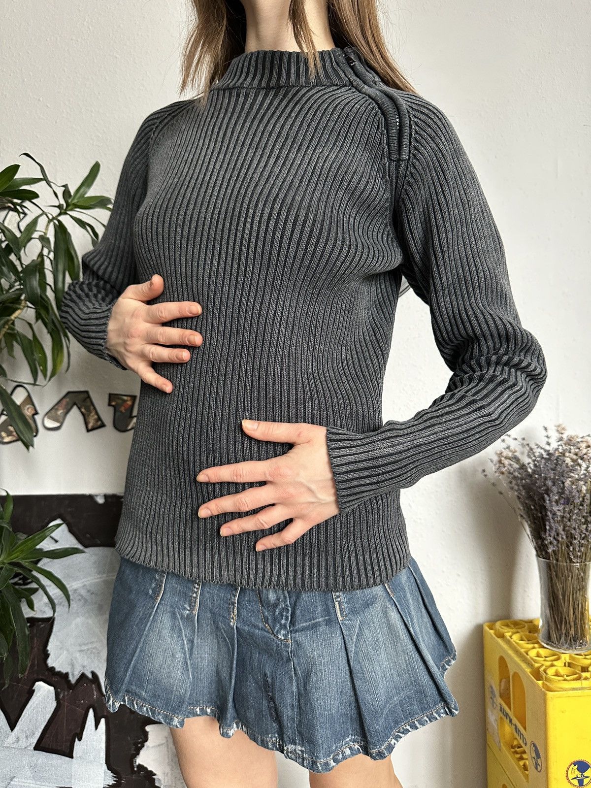 Japanese Brand × Seditionaries × Vintage Vintage Y2K Ribbed Stone Washed Asymmetrical Zp Up Pullover Size M / US 6-8 / IT 42-44 - 1 Thumbnail