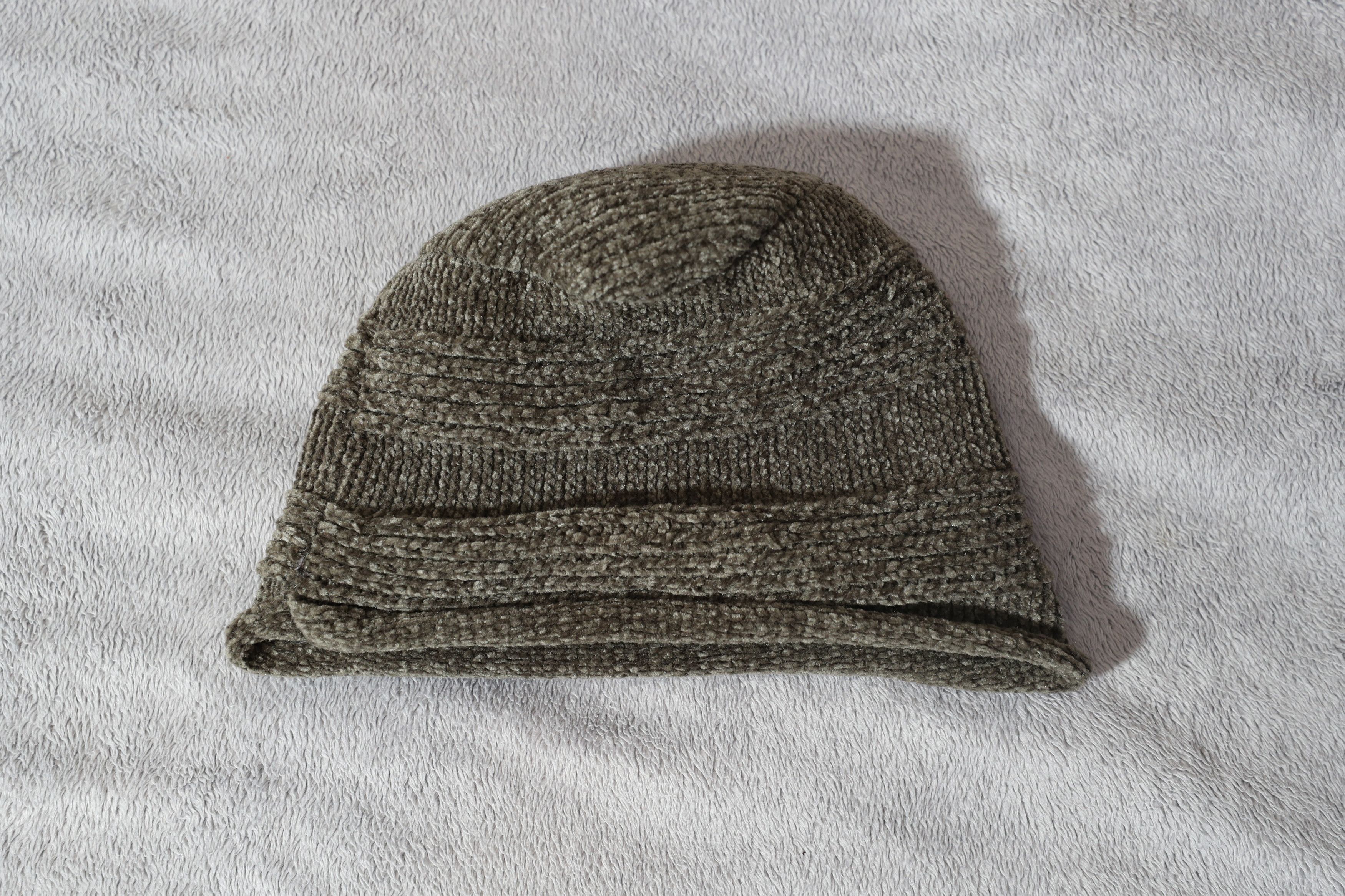 Vintage Vintage Acrylic Beanie (OS) Size ONE SIZE - 1 Thumbnail