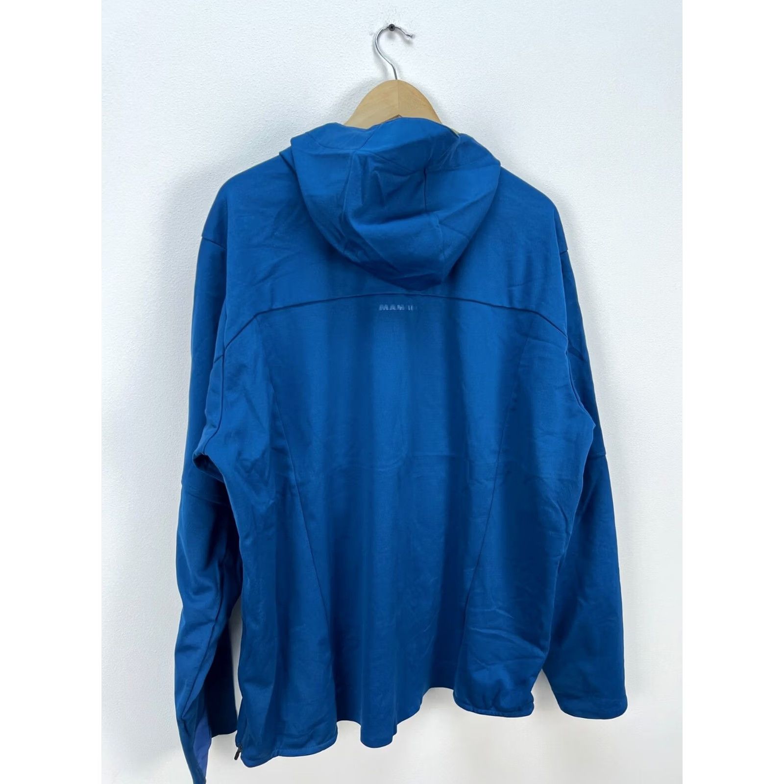 Mammut Mammut Ultimate V SO Gore Jacket Men's 3XL Surf blue Hooded Jacket Mammut Ultimate Mens 3XL Surf blue Hoodie? Size US XXL / EU 58 / 5 - 4 Thumbnail