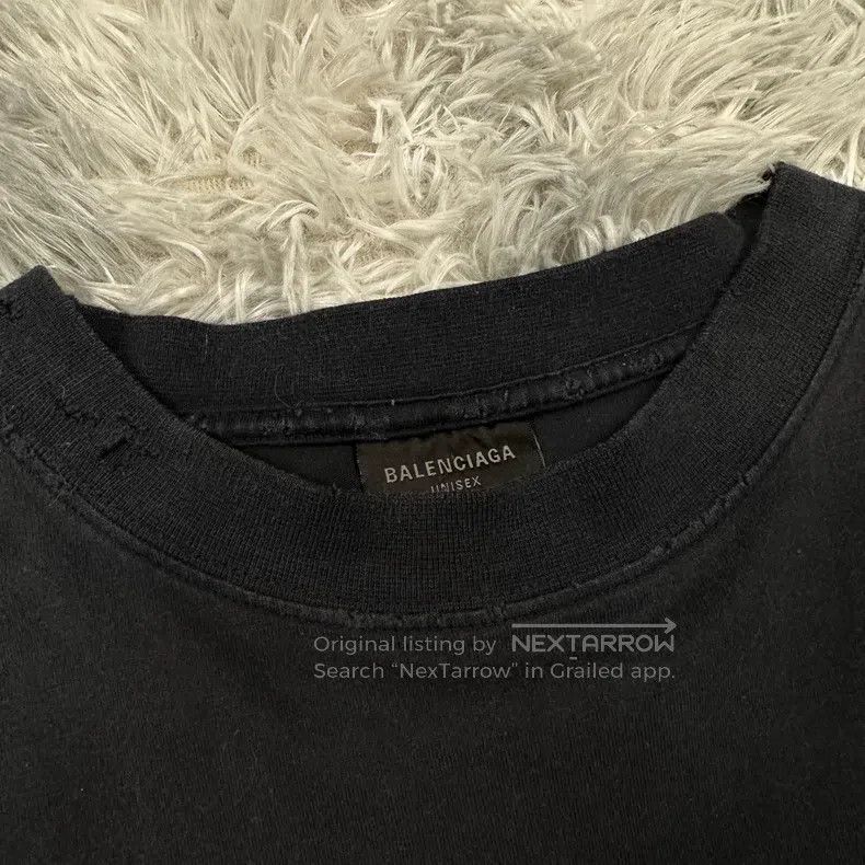 Balenciaga Balenciaga Distressed damaged short sleeve T-shirt Size US S / EU 44-46 / 1 - 4 Thumbnail
