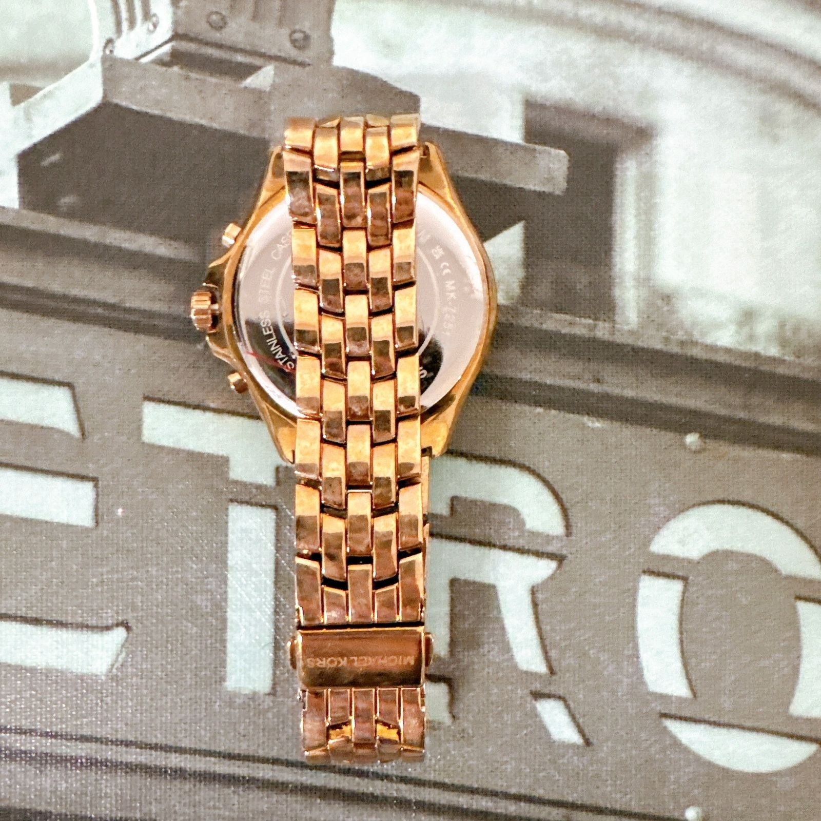 Michael Kors Michael Kors MK7251 Oversized Pilot Pavé Rose Gold-Tone Size ONE SIZE - 4 Thumbnail
