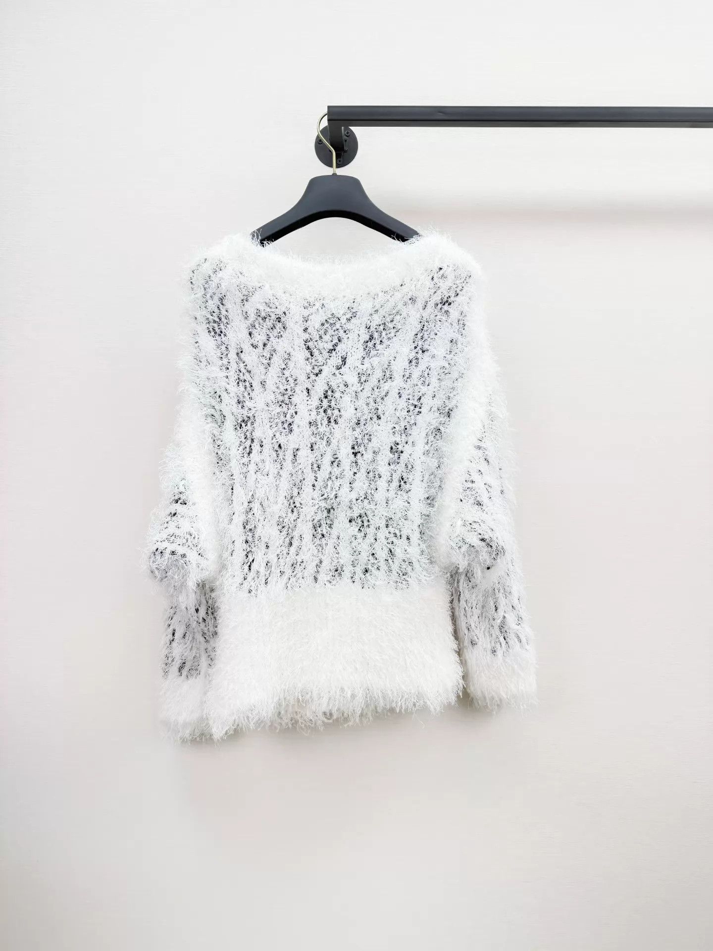 Chloe Chloe Fringe-Knit Sweater M (Like New) Size M / US 6-8 / IT 42-44 - 6 Thumbnail