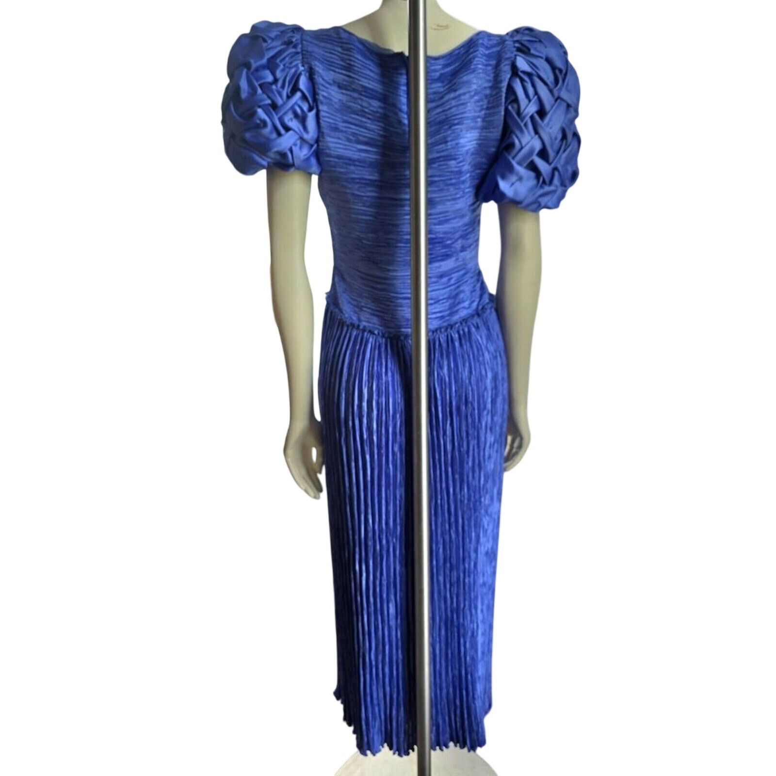 Mary McFadden Vintage Mary McFadden Blue Pleated Plisse dress gown S,M Size S / US 4 / IT 40 - 4 Thumbnail
