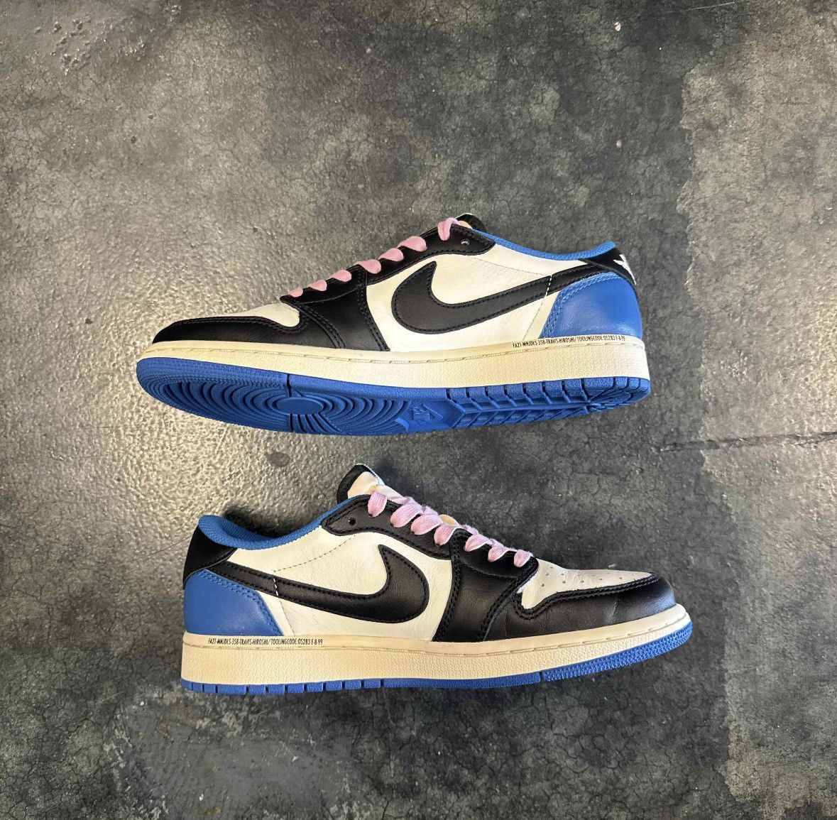Fragment Design × Nike × Travis Scott Jordan 1 Low Travis Scott Fragment Size US 6.5 / EU 39-40 - 2 Thumbnail