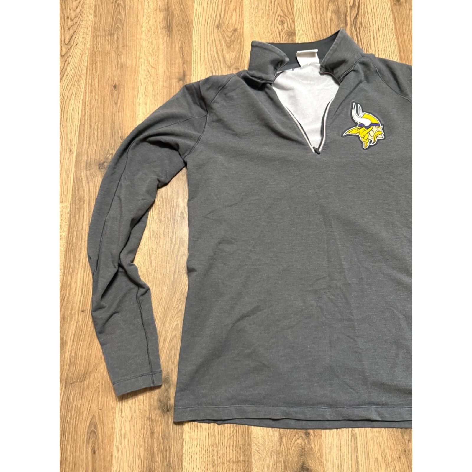 NFL NFL Nike Sweatshirt Medium Minnesota Viking Long Sleeve 1/4 Zipper Mens Cotton Polyester Gray Hoodie Pullover Sports Size US M / EU 48-50 / 2 - 3 Thumbnail