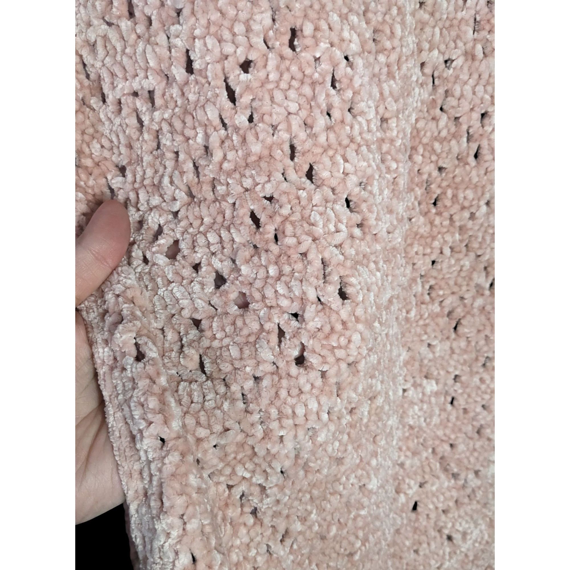 Handmade Handmade Vintage Chenille Crochet Scarf With Scalloped Trim Size ONE SIZE - 5 Thumbnail