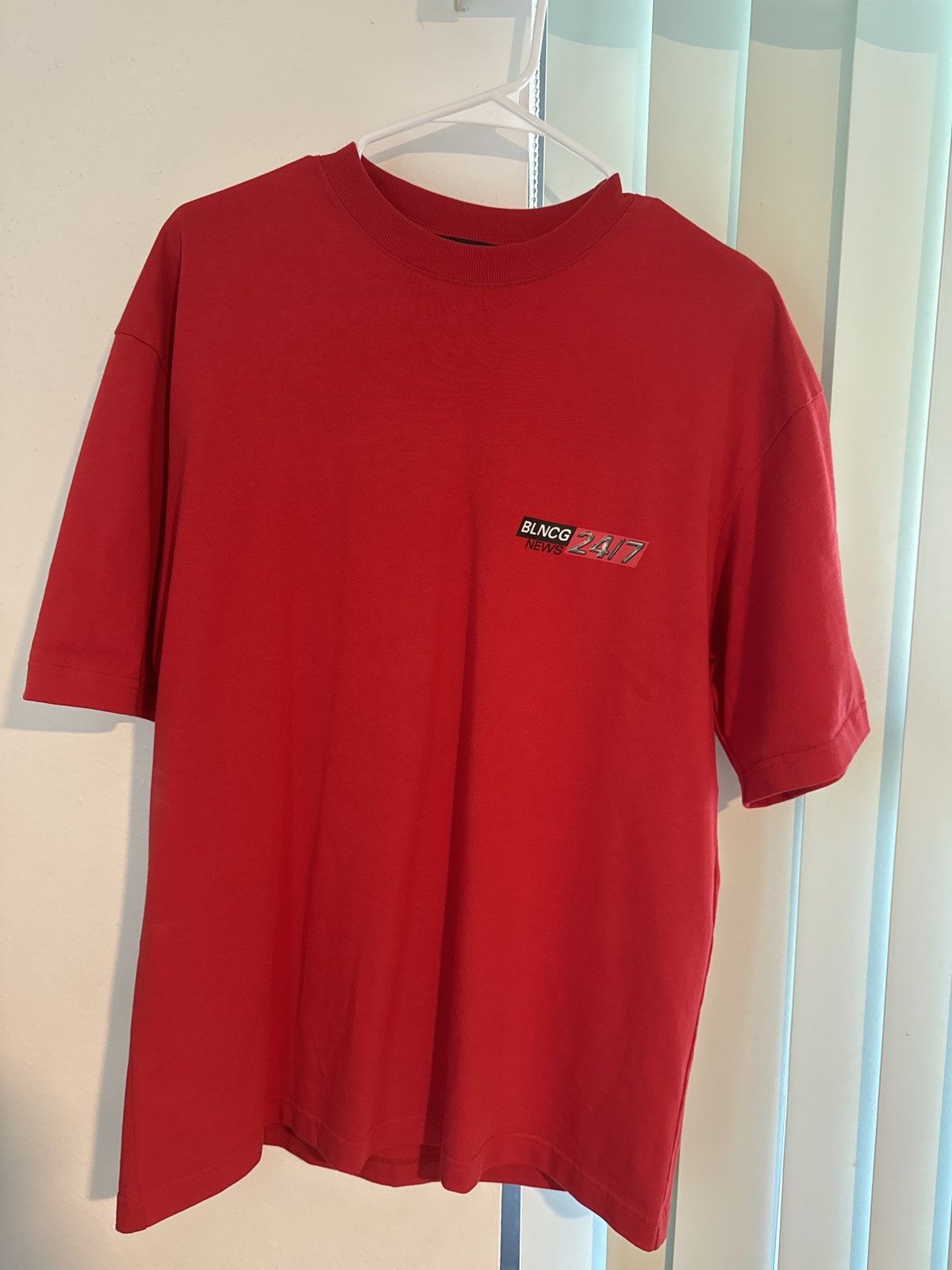 Oversized red t shirt
