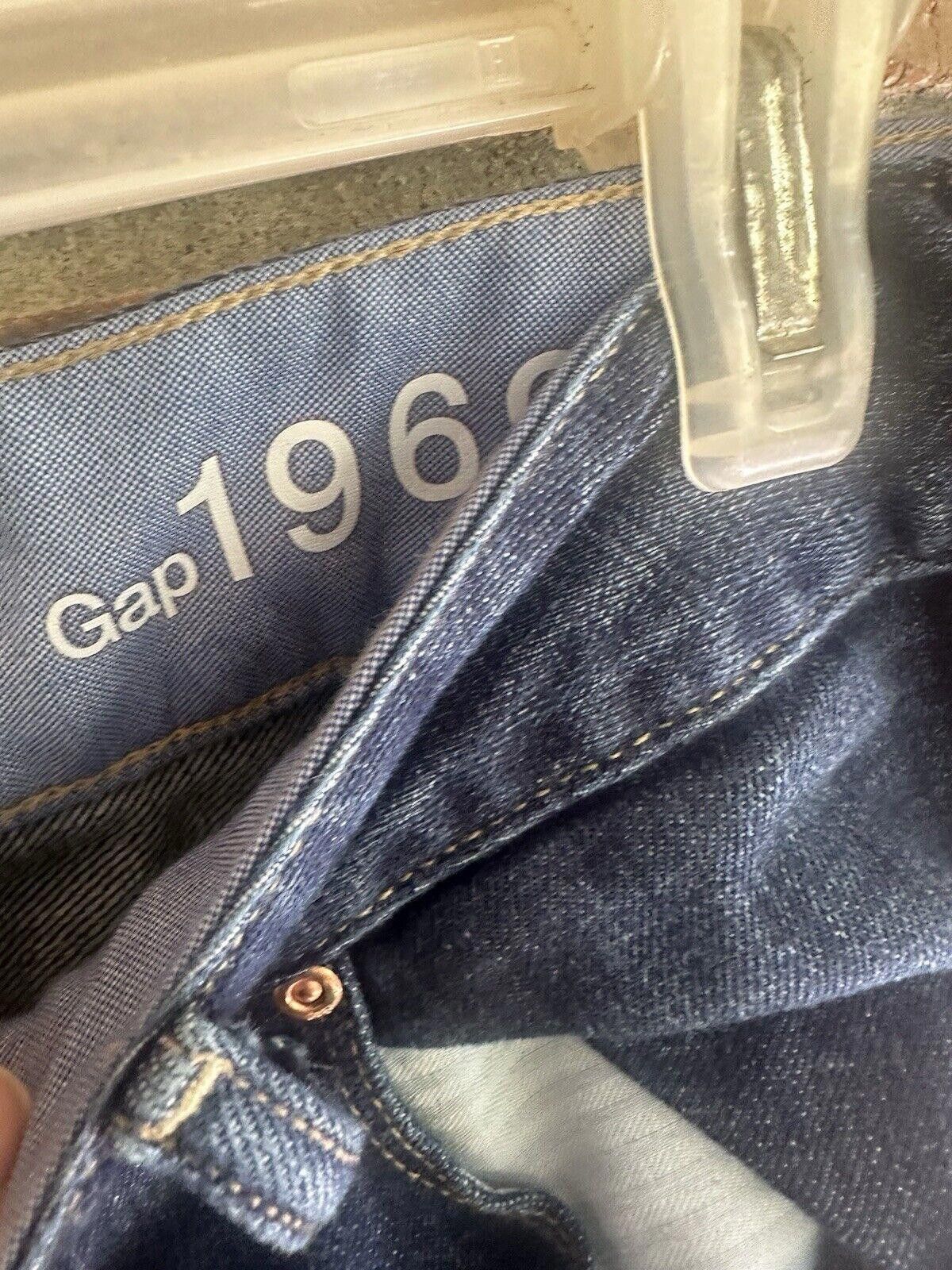 Gap gap jeans women Size 12 Perfect Bootleg Dark Wash Size 34" / US 12 / IT 48 - 6 Thumbnail