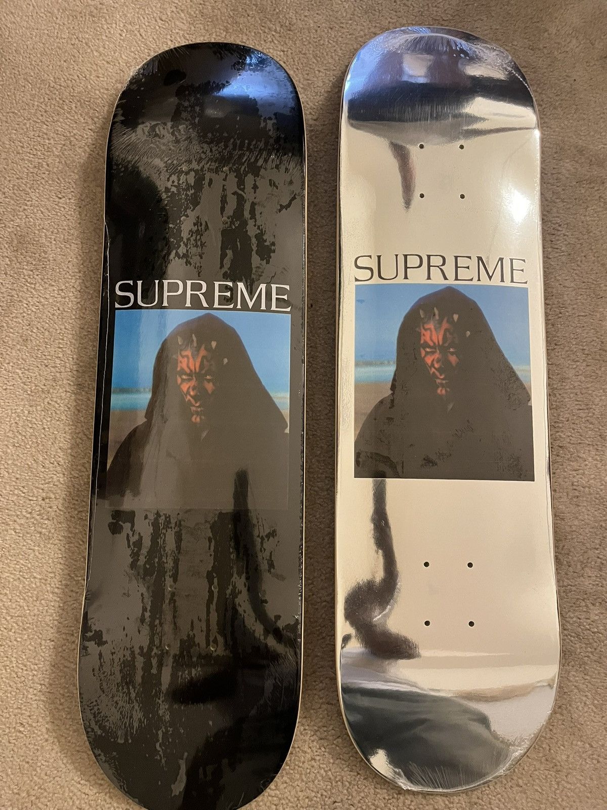 スケートボード Supreme Darth Maul Skateboard Deck スケートボード Supreme Darth Maul Skateboard Deck Supreme Sith