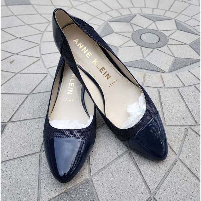 Anne klein rheina store pump