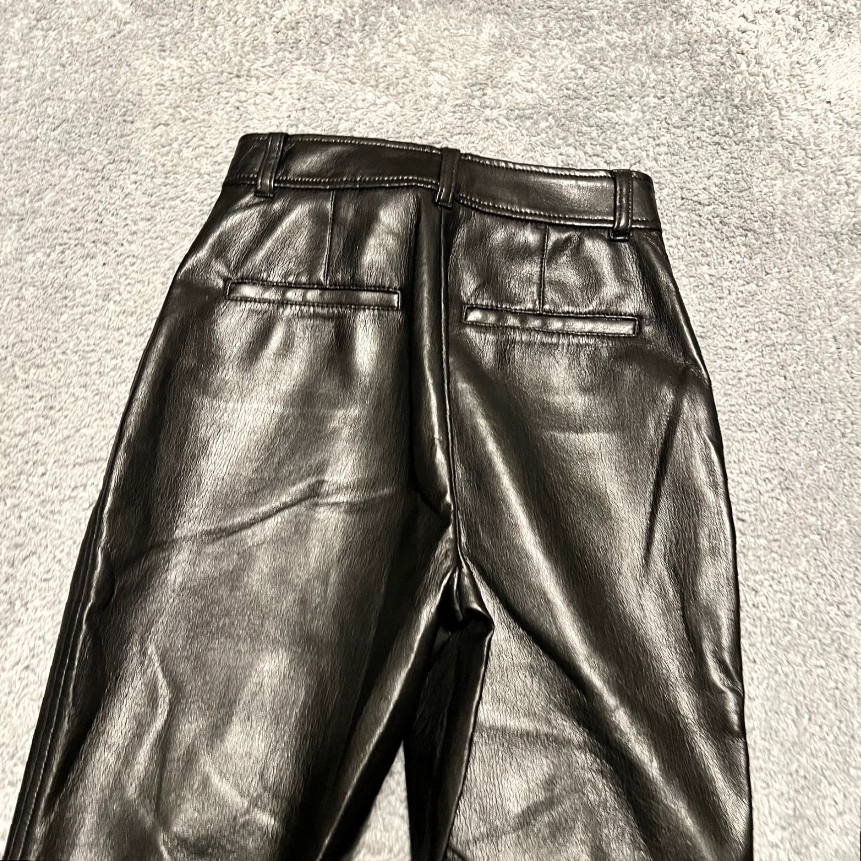Vintage Babaton Pants Womens 0 Black Faux Leather Flat Front Straight Leg Pants Womens 0 Black Faux Leather Flat Front Straight Leg Men? Size 25" / US 0 / IT 36 - 4 Thumbnail
