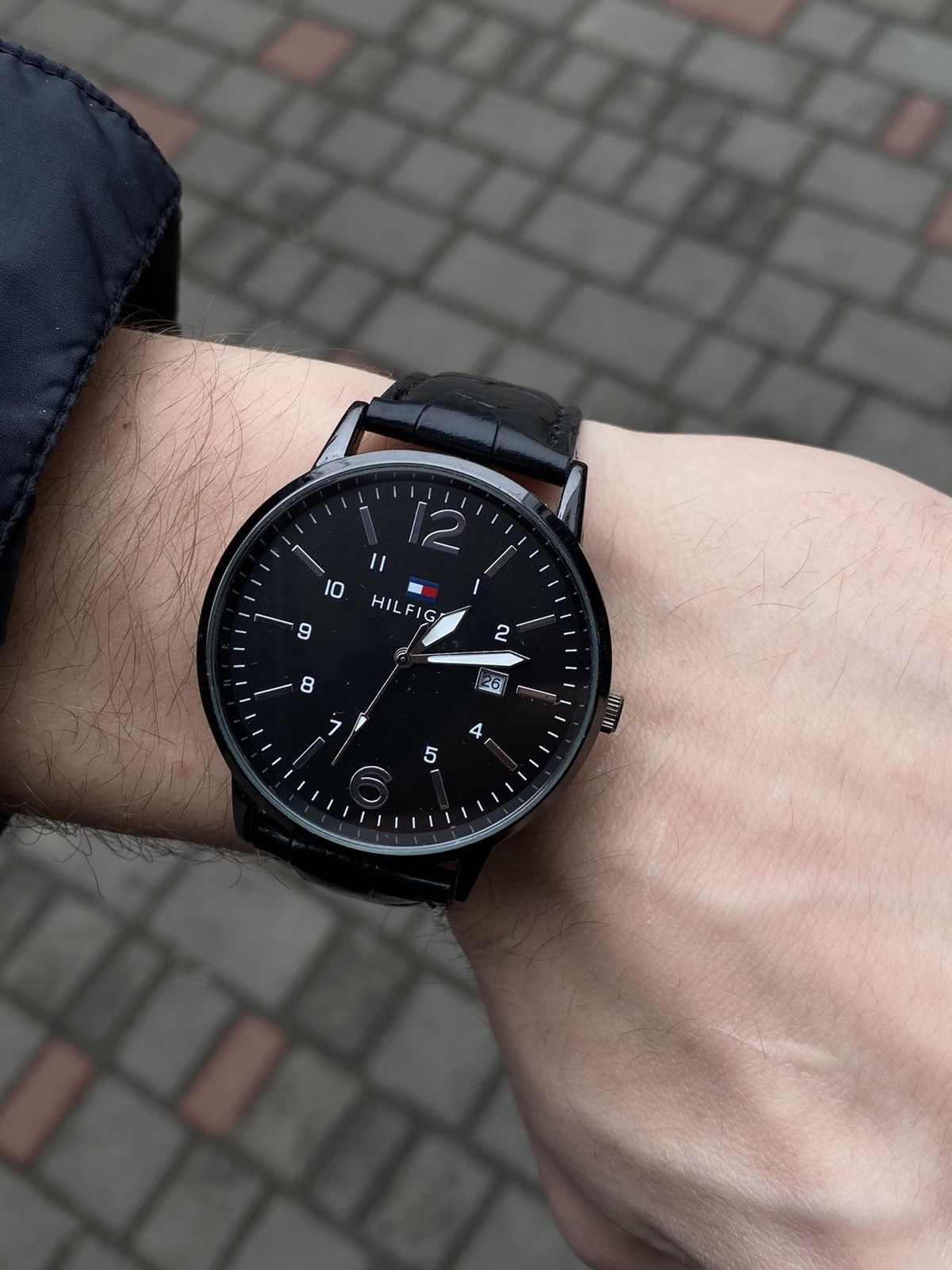 Japanese Brand × Jewelry × Vintage Minimalist Black Leather Watch - Japanese Brand Size ONE SIZE - 6 Thumbnail
