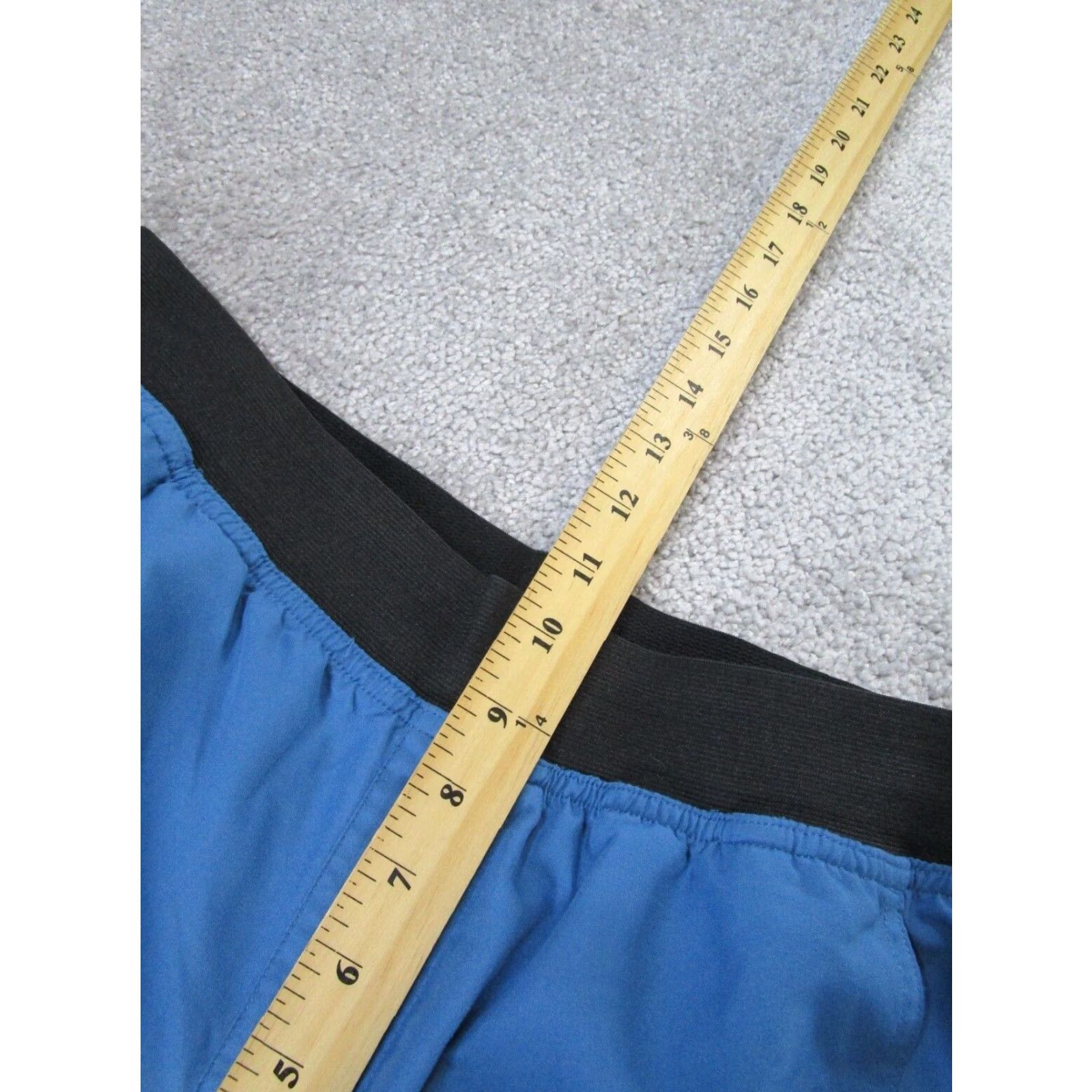 Prana prAna Shorts Mens Medium Athletic Blue Lightweight Linerless Gym Workout Stain on Inner Thigh - Preowned Outdoor Sports Logo Activewear Mens Size US 31 - 5 Thumbnail