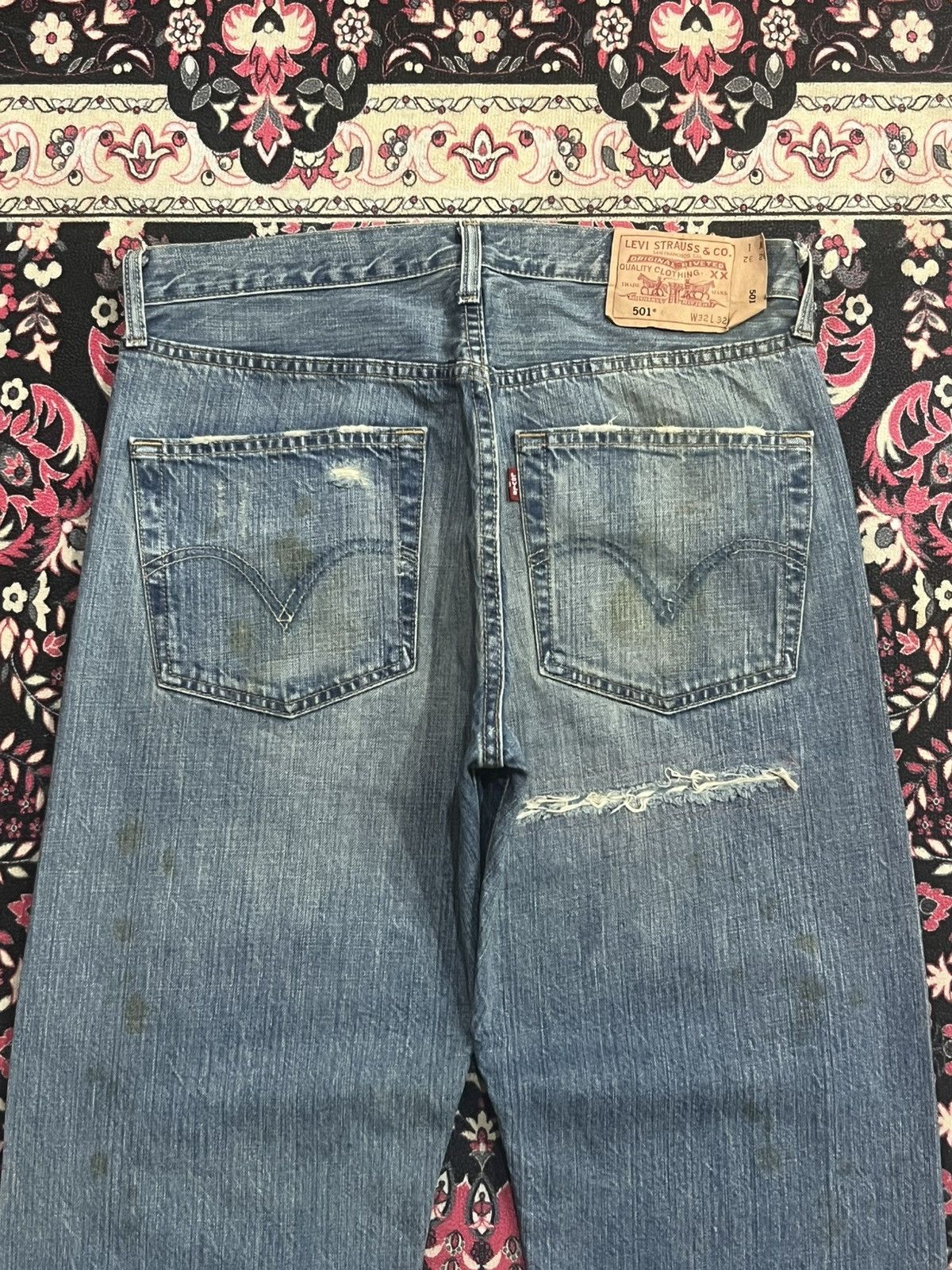 Levi's Vintage y2k Levi’s 501 Blue Washed Distressed Blowout Jeans Size US 32 / EU 48 - 9 Thumbnail