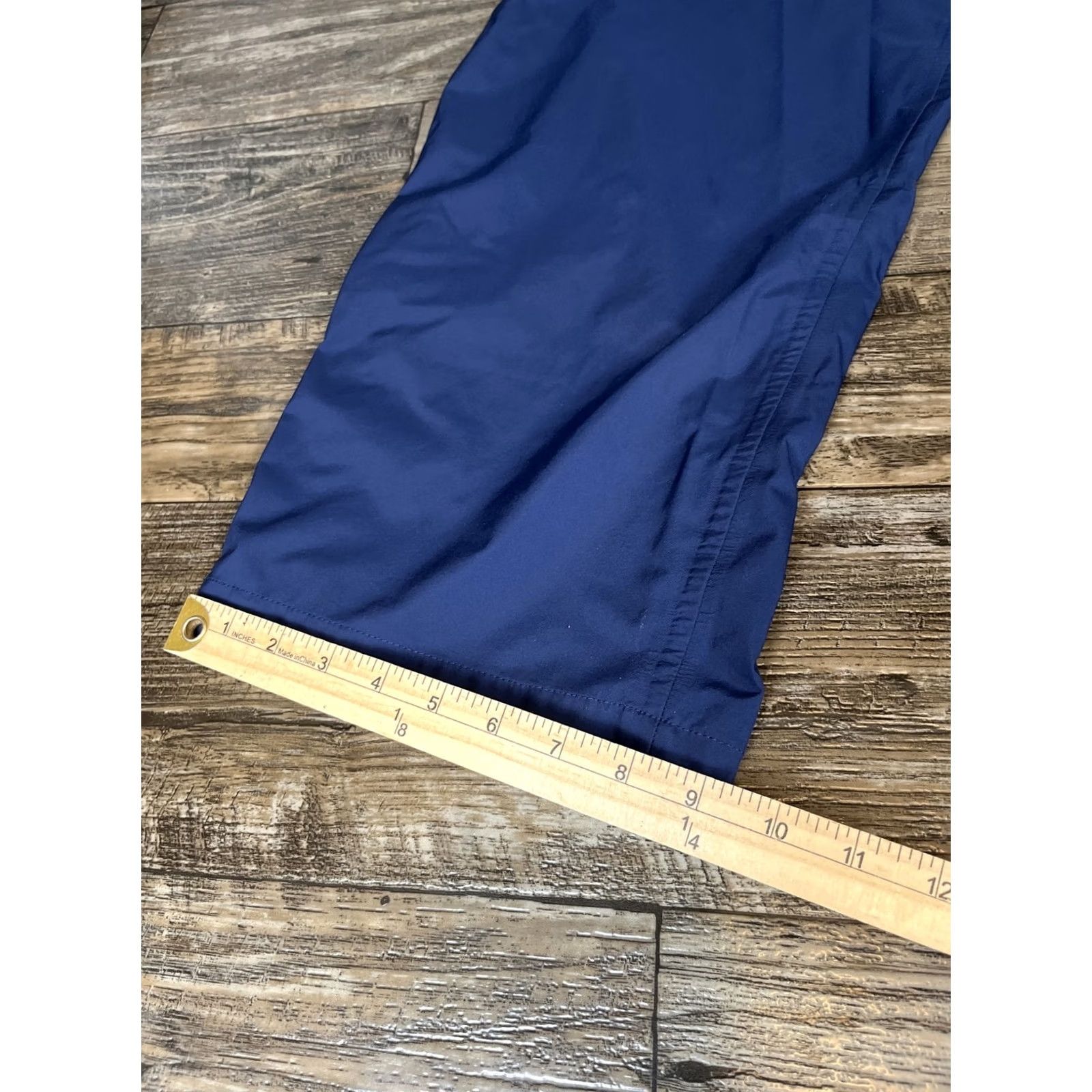 Nike VINTAGE Nike Windbreaker Pants Mens L Navy Blue Nylon Baggy Wide Ankle Snap Y2K 90s Sports Cargo Lightweight NFTs? Size US 33 - 3 Thumbnail