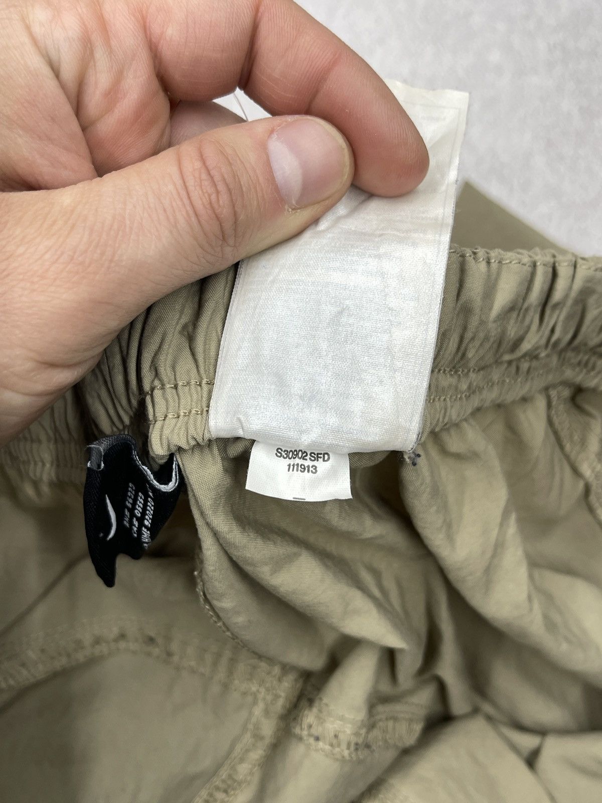 Nike ACG Vintage Nike ACG Nylon Cargo Pants Beige Gorpcore Techwear Size US 36 / EU 52 - 16 Thumbnail