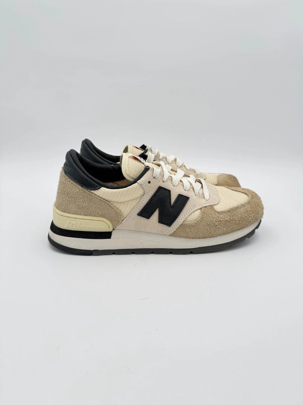 New Balance Teddy Santis New Balance 990v1 Macadamia Nut USA Size US 9 / EU 42 - 2 Thumbnail