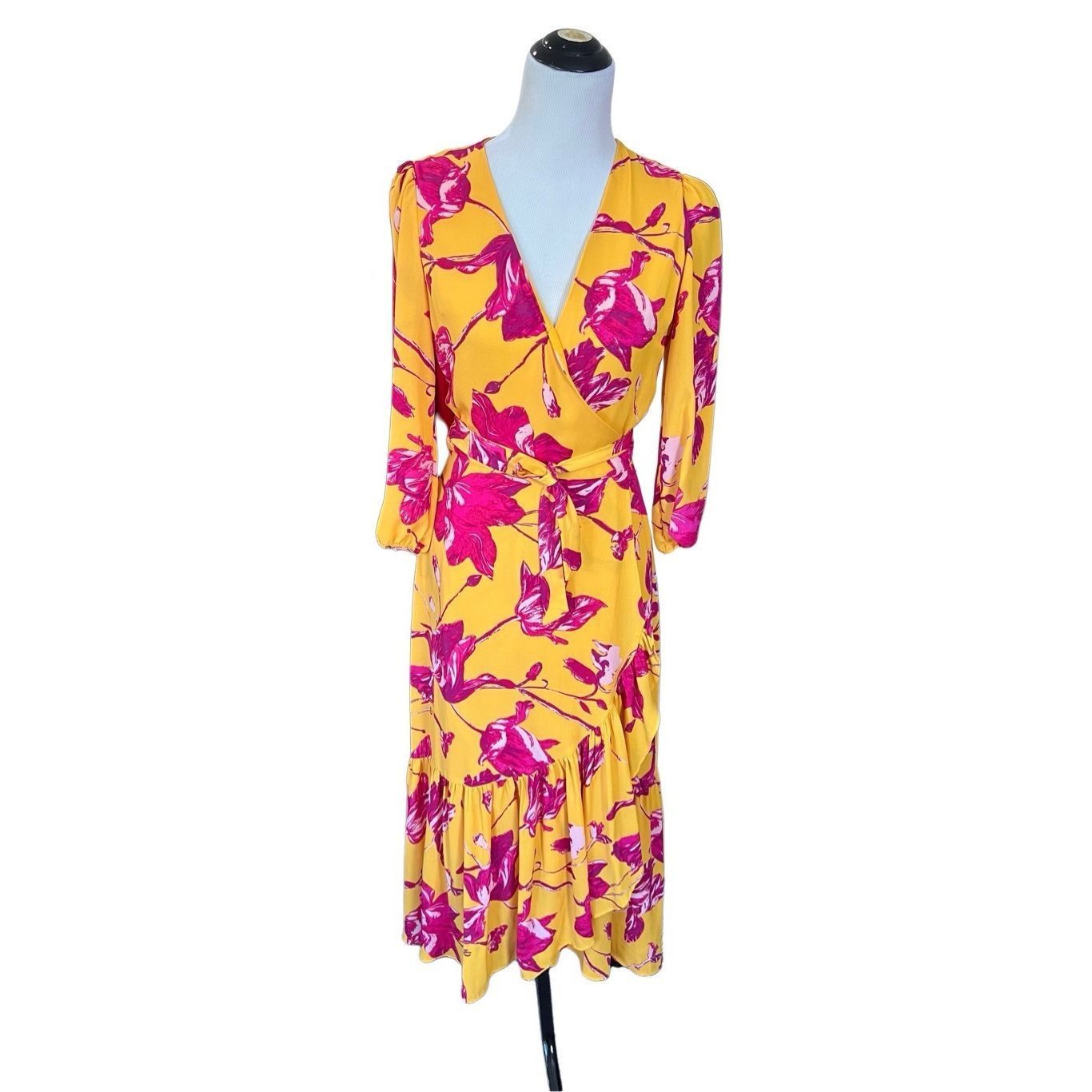 Other Color Me Courtney Eleanor Wrap Dress size XS Size XS / US 0-2 / IT 36-38 - 3 Thumbnail