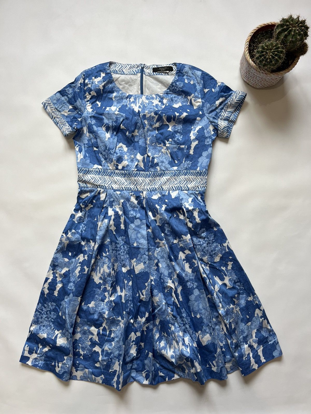 Weekend Max Mara Weekend Max Mara Floral Blue Dress Womens Size S / US 4 / IT 40 - 1 Thumbnail