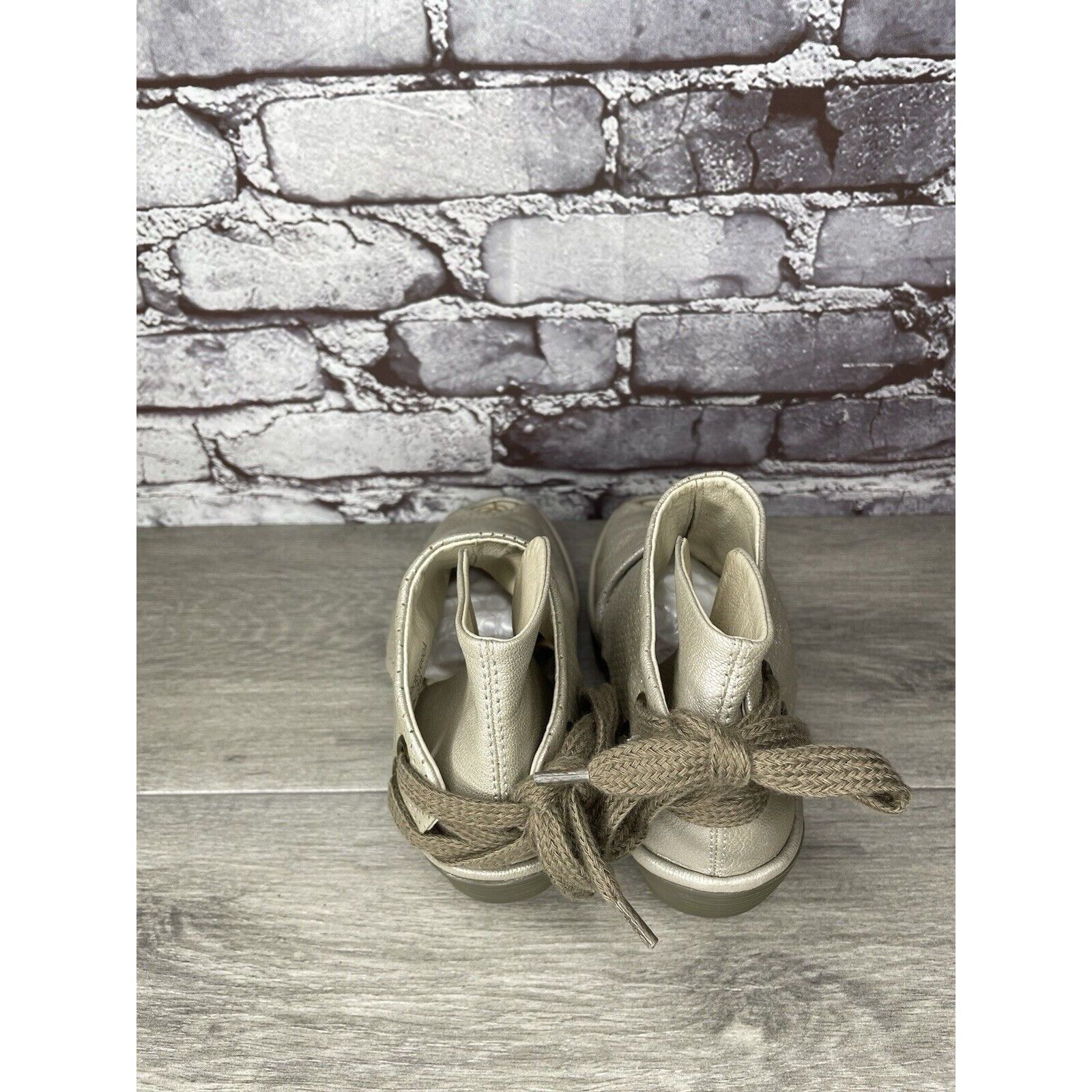 Fly London FLY London Yake Pearl White Leather Perforated Back Lace Wed Size US 7.5 / IT 37.5 - 5 Thumbnail