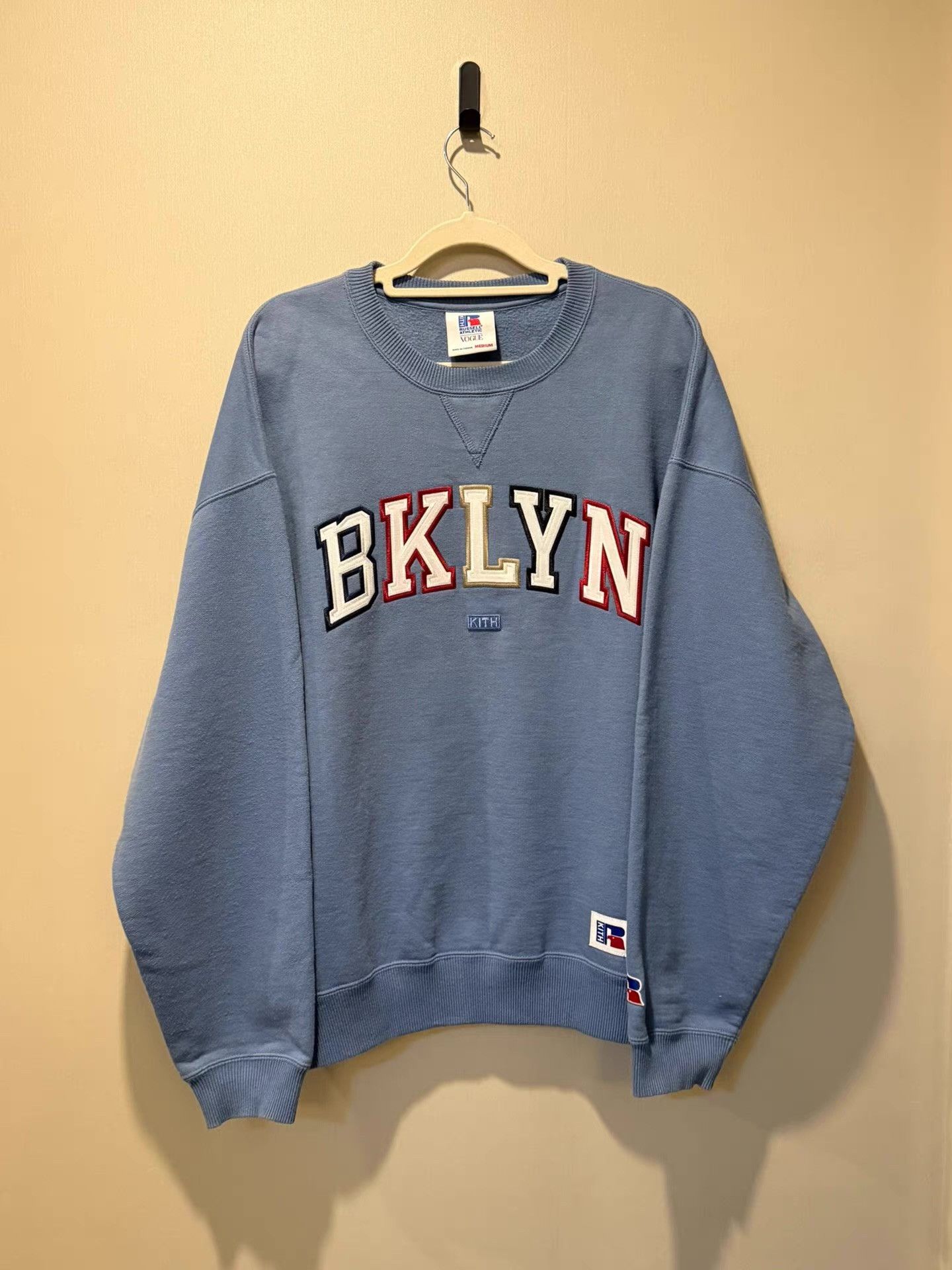 Kith Russell x Vogue x KITH three-way Ｑ20 Size US M / EU 48-50 / 2 - 1 Thumbnail