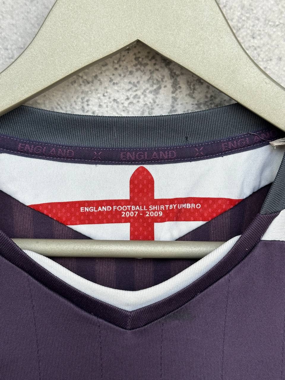 Umbro Umbro England Away Jersey 2007–2009 Purple Football Shirt Size US XL / EU 56 / 4 - 11 Thumbnail