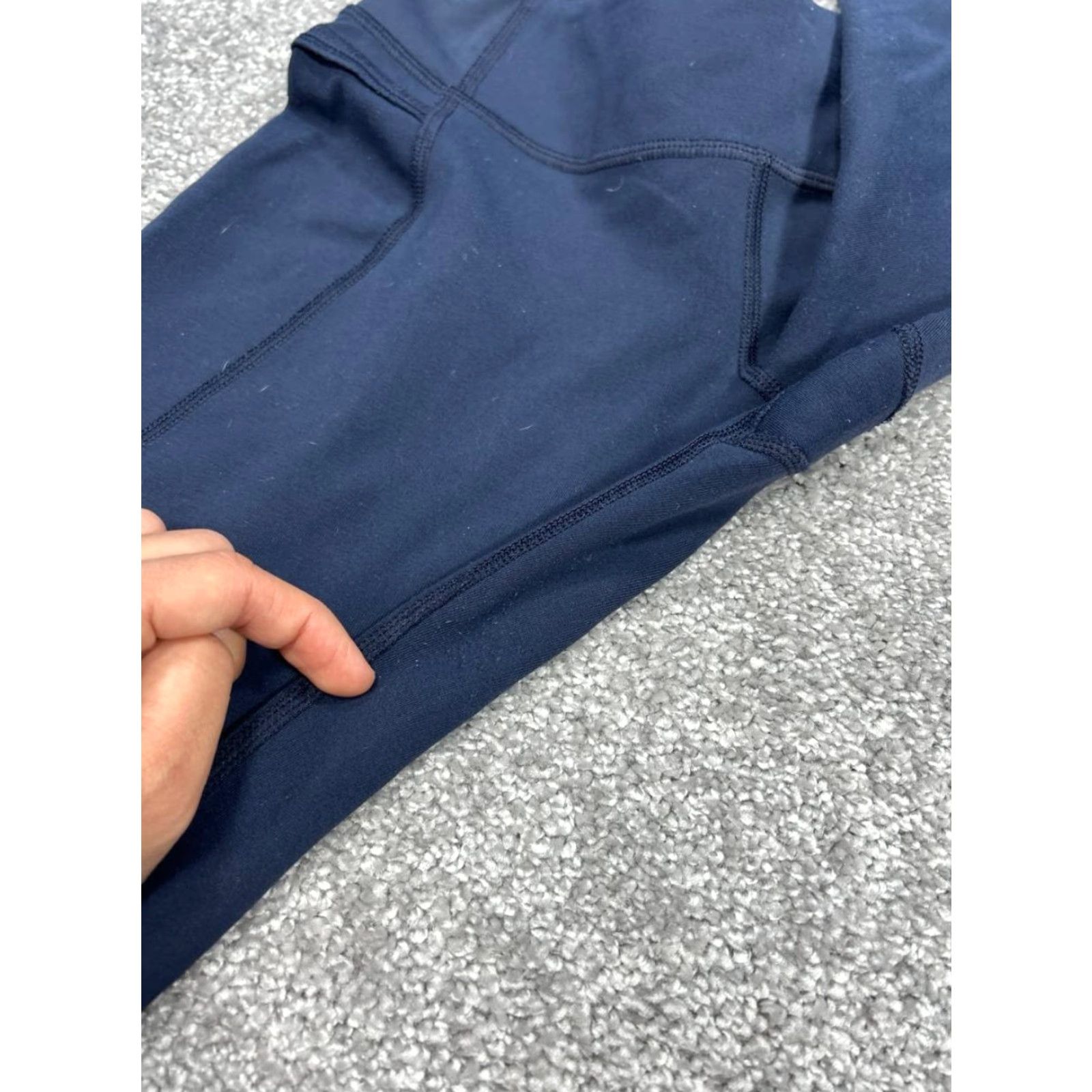 Lululemon Lululemon Pants Womens 2 Navy Blue Pockets Tight Crop Size 26" / US 2 / IT 38 - 3 Thumbnail