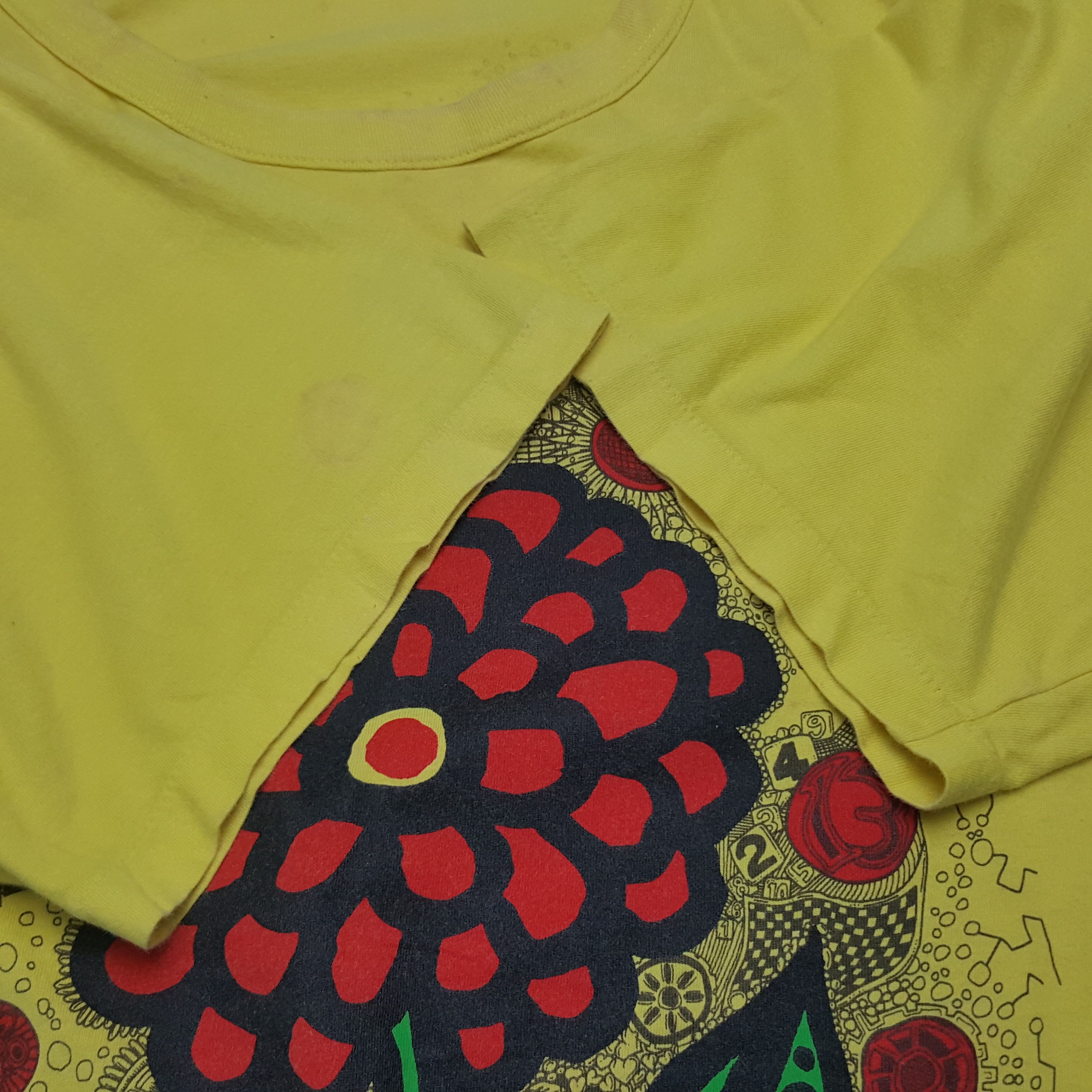 Japanese Brand × Vintage × Yayoi Kusama Vintage Yayoi Kusama X Satoshi Oh no Japanese Art Tshirt Size US XL / EU 56 / 4 - 7 Thumbnail