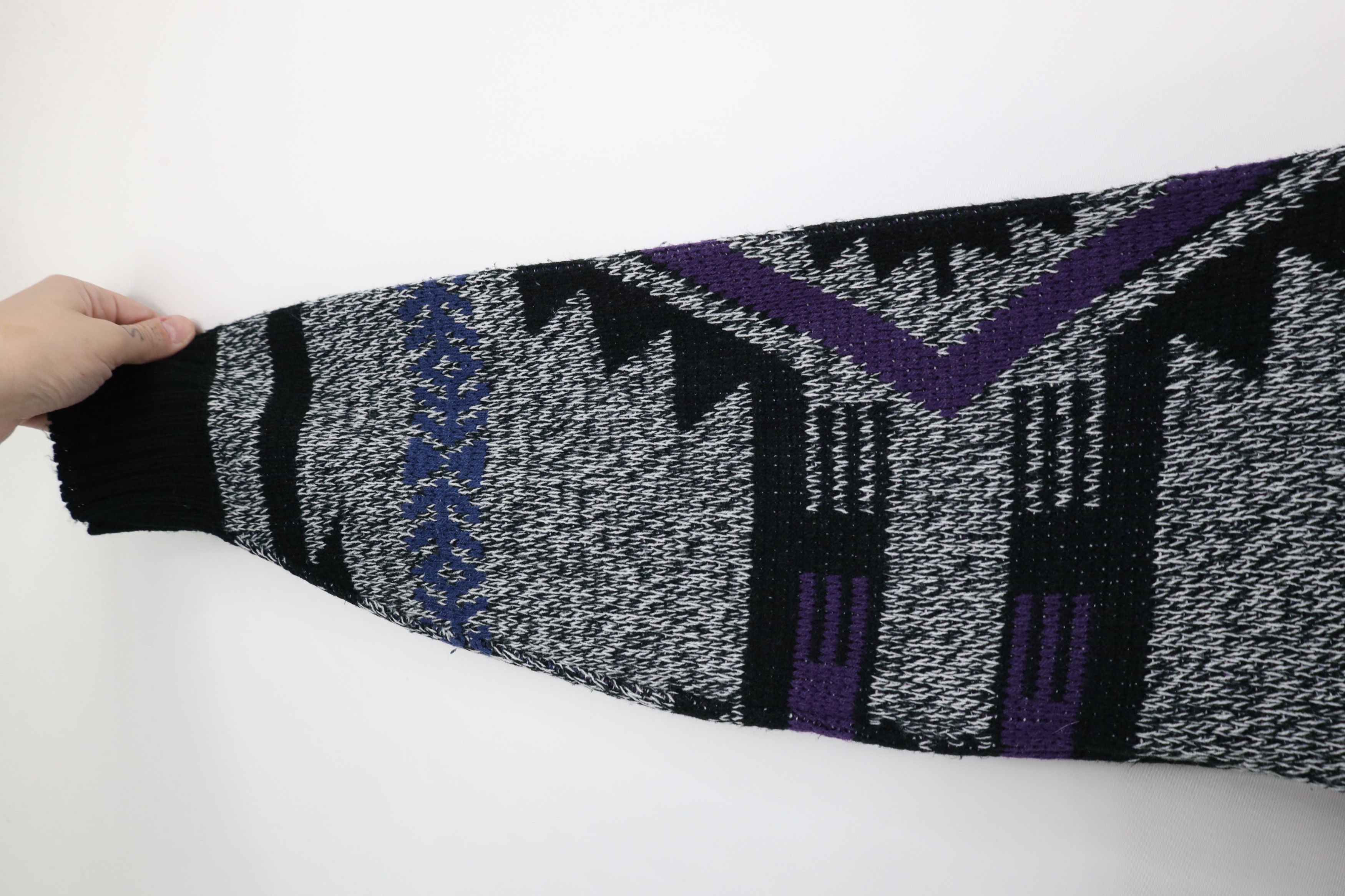 Vintage Vintage 90s Coogi Style Fiesta Southwestern Knit Sweater Size US XL / EU 56 / 4 - 7 Thumbnail