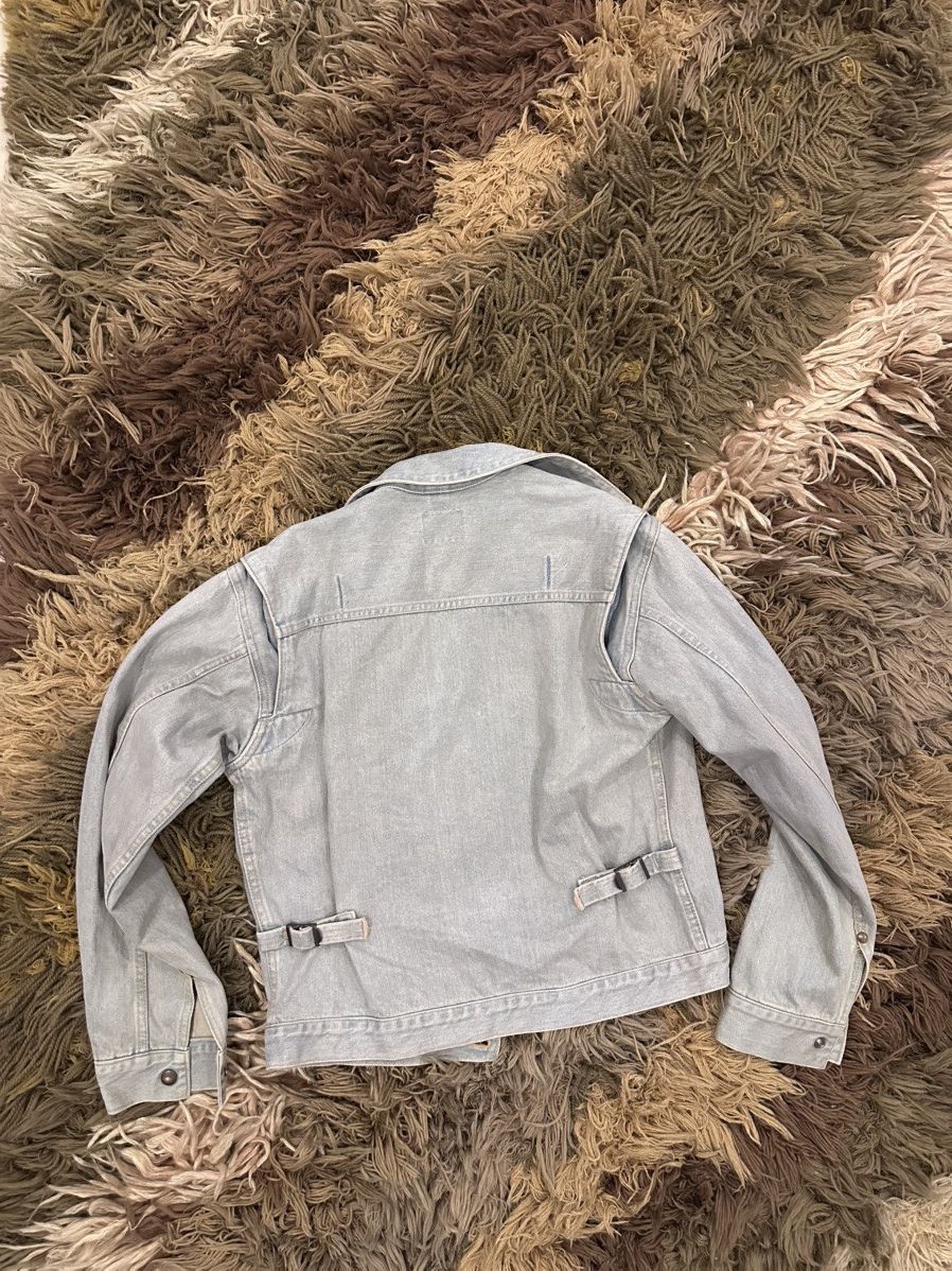 Wrangler Wrangler 11MJ Light Indigo Denim Jacket, Shade Timeless Cool Size US S / EU 44-46 / 1 - 4 Thumbnail