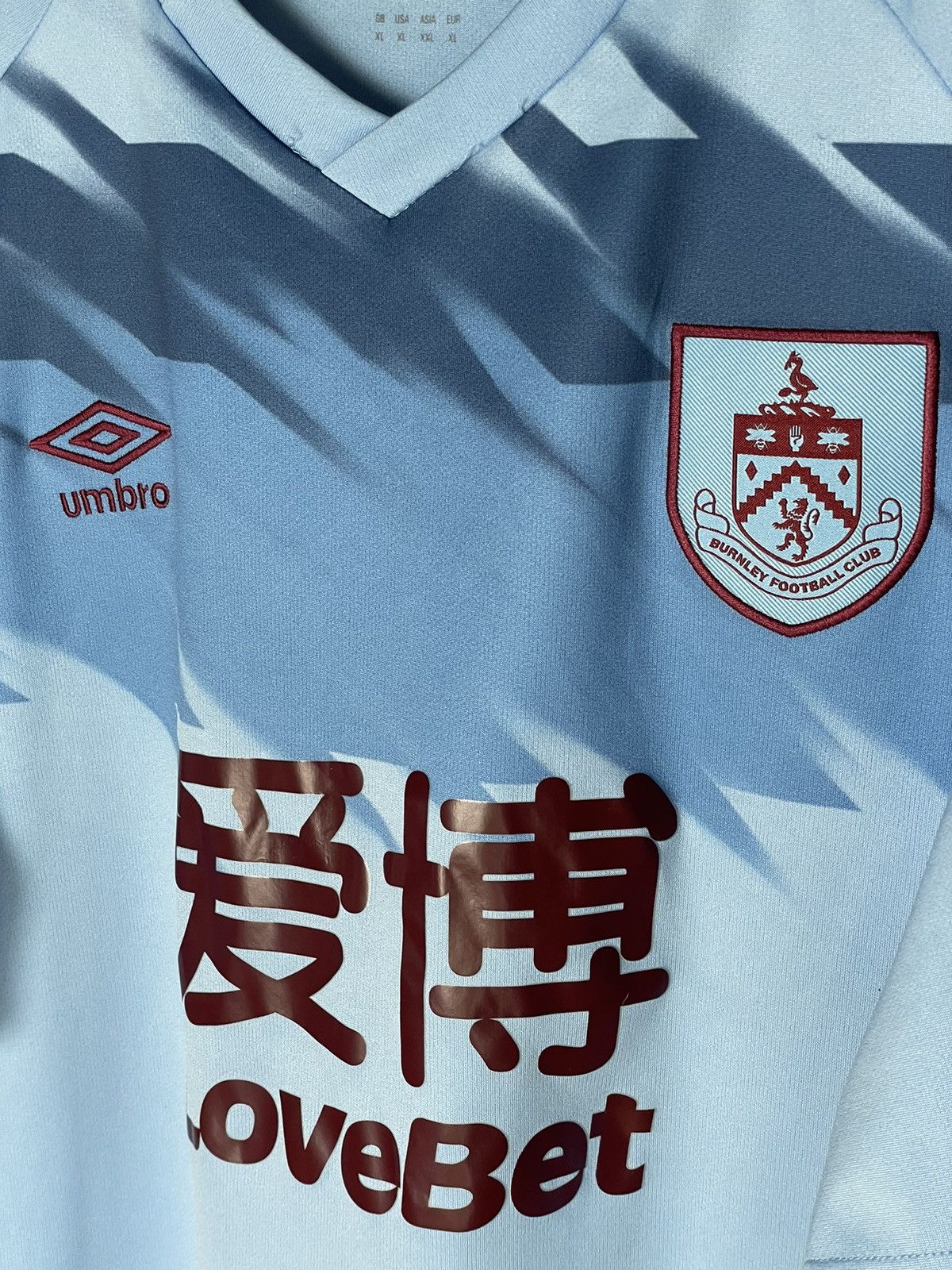 Umbro Umbro Burnley 2019/2020 Away Jersey T-Shirt Size XL Size US XL / EU 56 / 4 - 7 Thumbnail