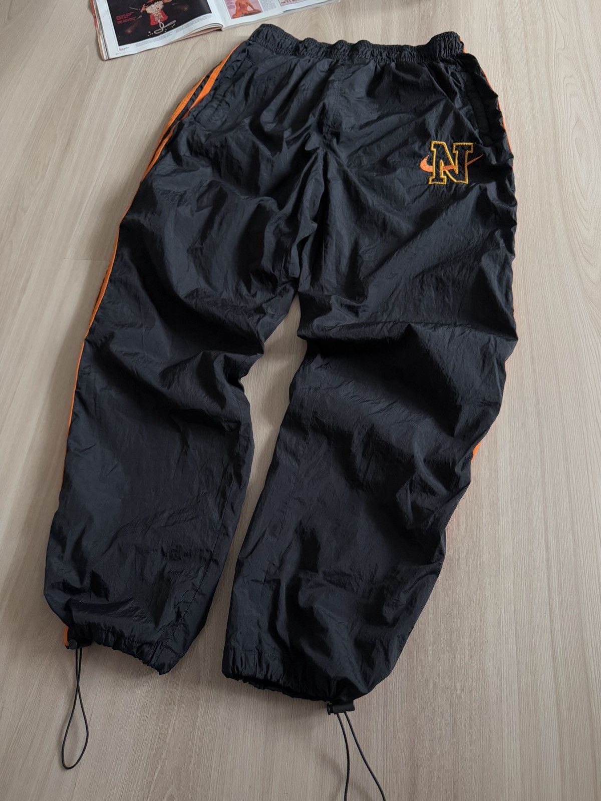 Nike Vintage Nike Nylon Track Pants 00s Size US 34 / EU 50 - 2 Thumbnail