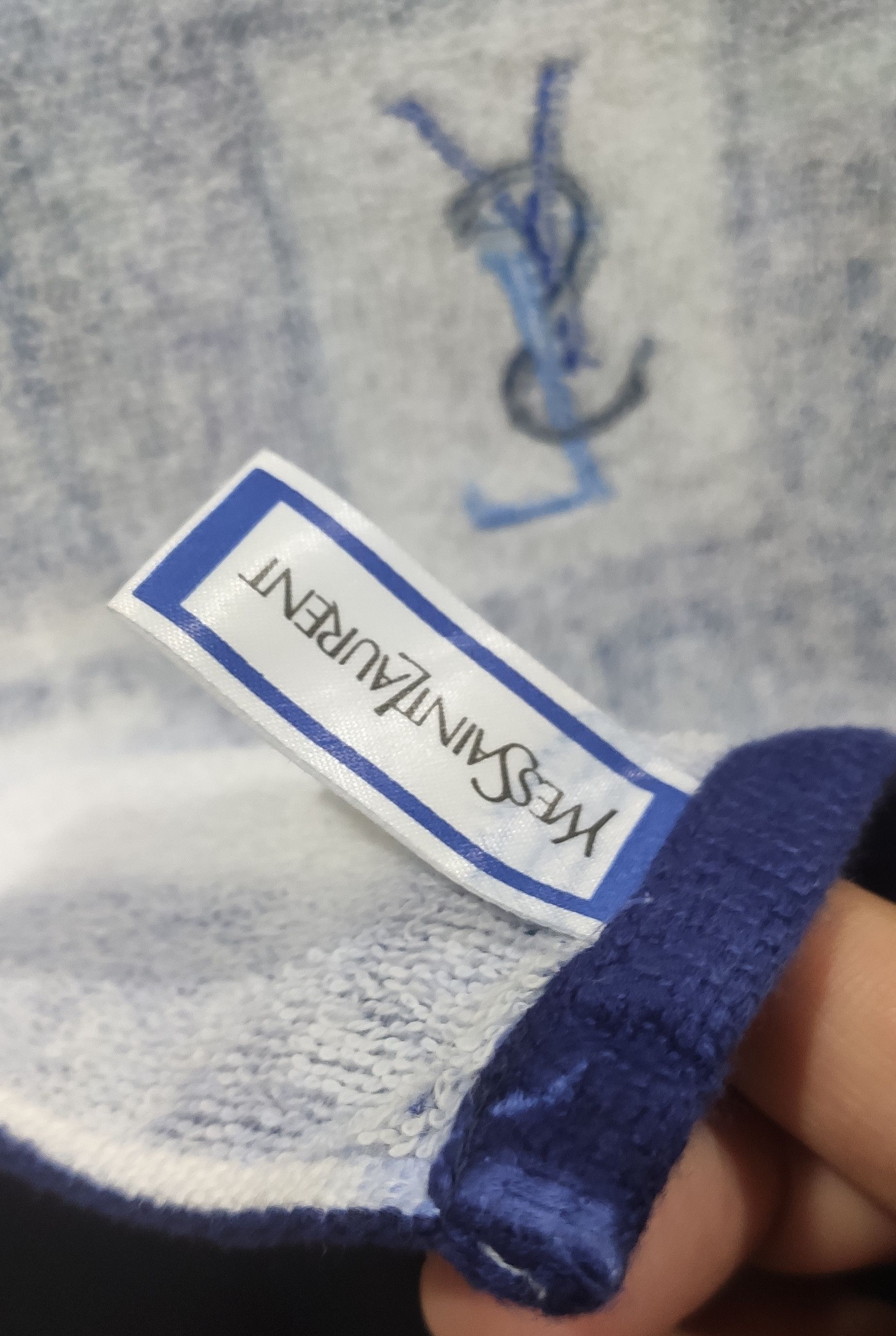 Yves Saint Laurent Yves Saint Laurent Face Towel Size ONE SIZE - 8 Thumbnail