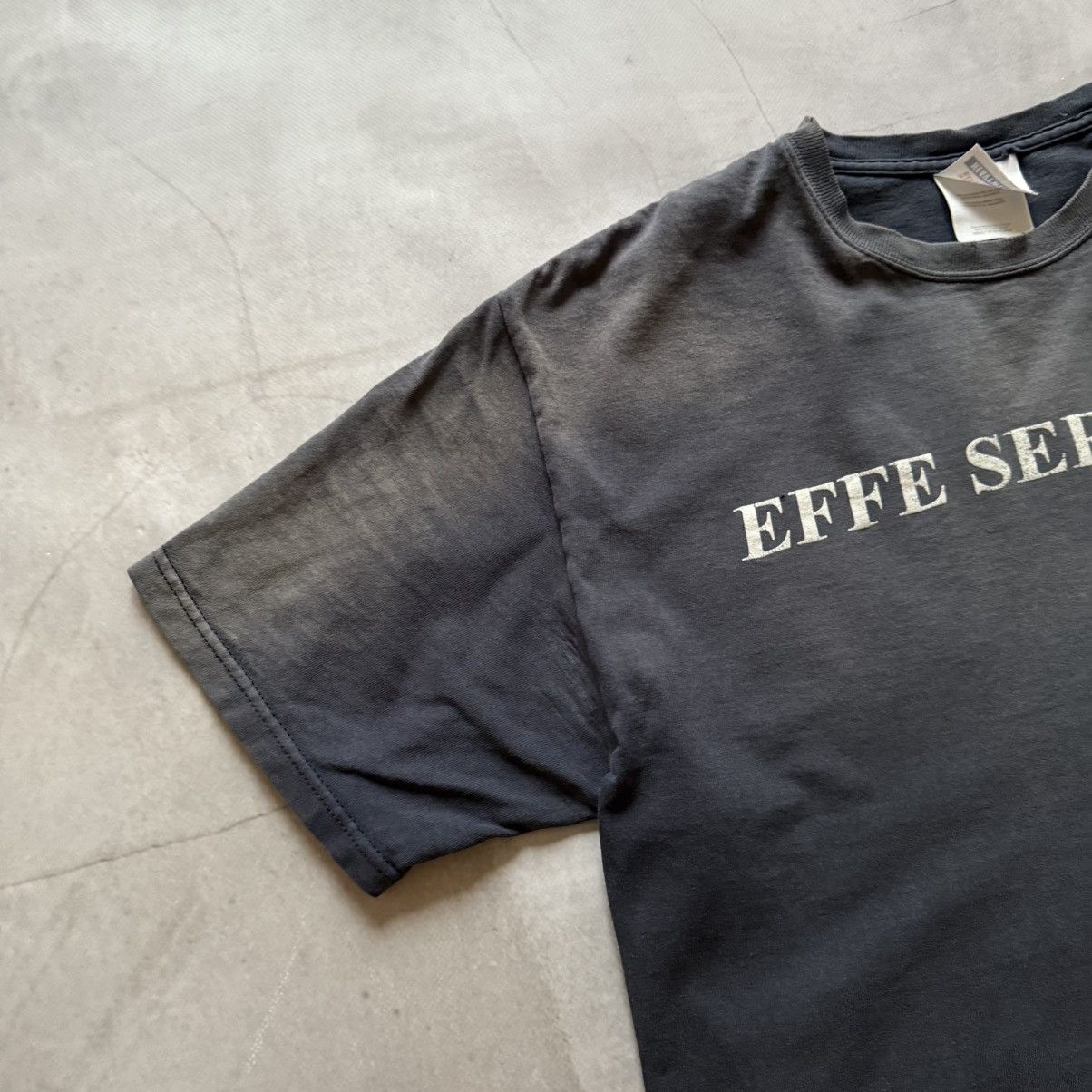Band Tees 90s Smoked Miles Davis Faded Distressed Y2K T-shirt Tee Size US M / EU 48-50 / 2 - 9 Thumbnail
