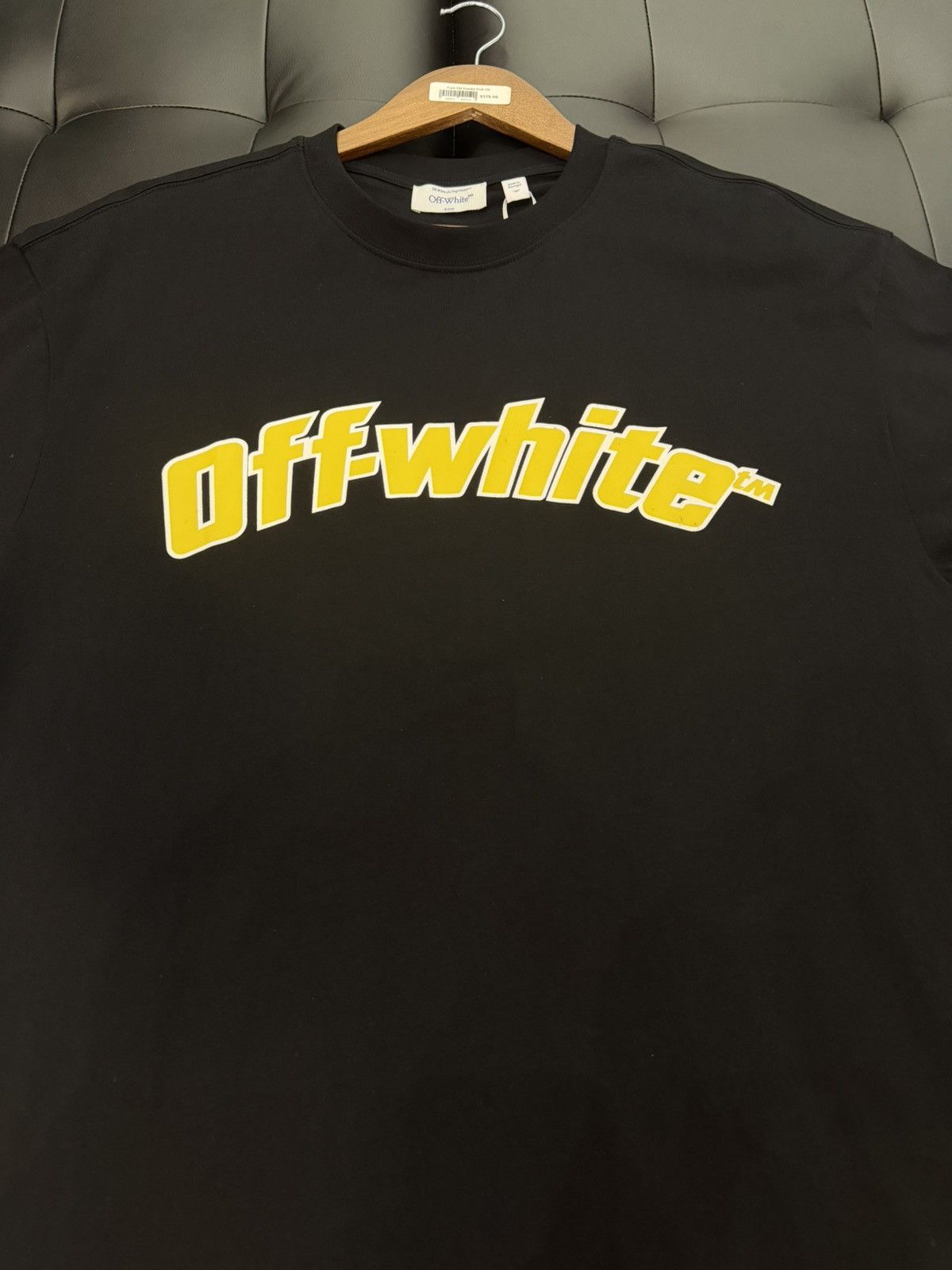 Off-White Size M - Off-White Classic Logo T-Shirt Black/Yellow Size US M / EU 48-50 / 2 - 4 Thumbnail