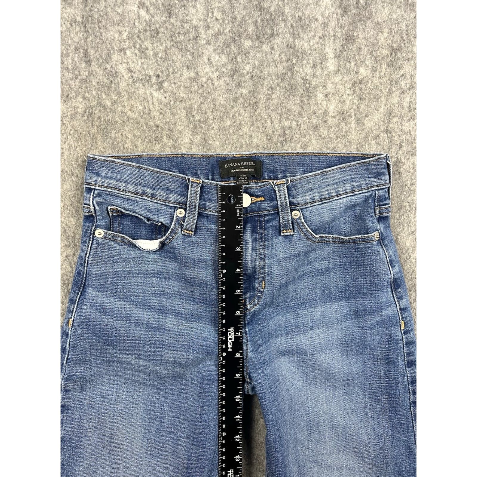 Banana Republic Banana Republic Jeans Women's High Rise Baggy Fit Barrel Leg 25/0 Denim Blue 5-Pocket City Casual Mens Womens Boys Girls Size 25" / US 0 / IT 36 - 4 Thumbnail