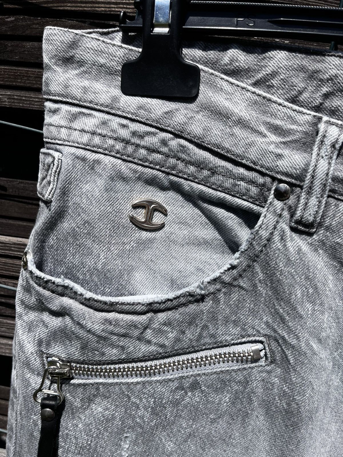 Just Cavalli × Roberto Cavalli 👖JUST CAVALLI LUXURY JEANS Y2K LOGO STREETWEAR ITALIAN DENIM Size US 36 / EU 52 - 11 Thumbnail