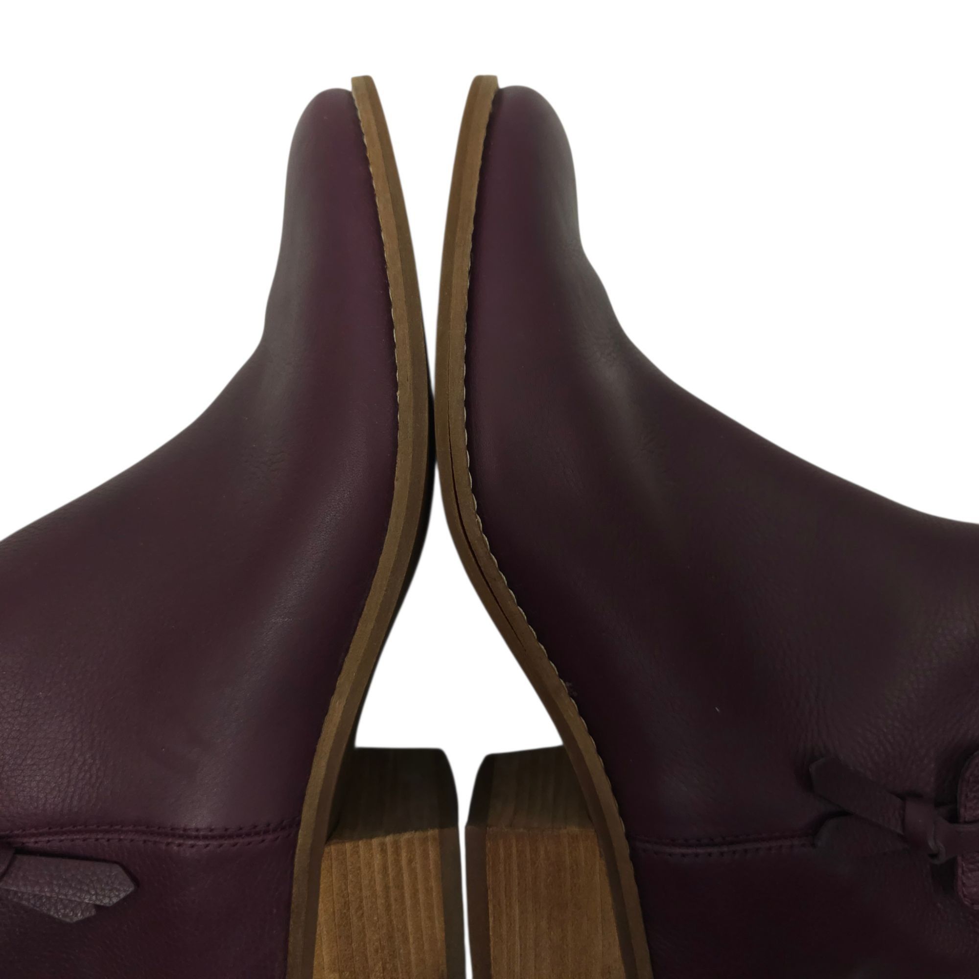 Cole Haan Cole Haan Joanna Bootie Size 8 Wine Leather Burgundy Size US 8 / IT 38 - 13 Thumbnail