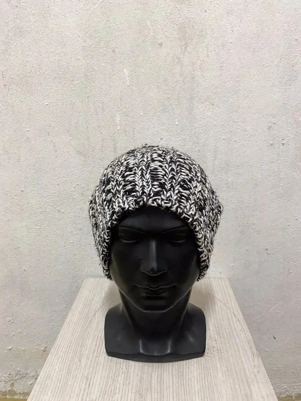 Japanese Brand Rare Design Knit Beanie Hat Size ONE SIZE - 3 Thumbnail