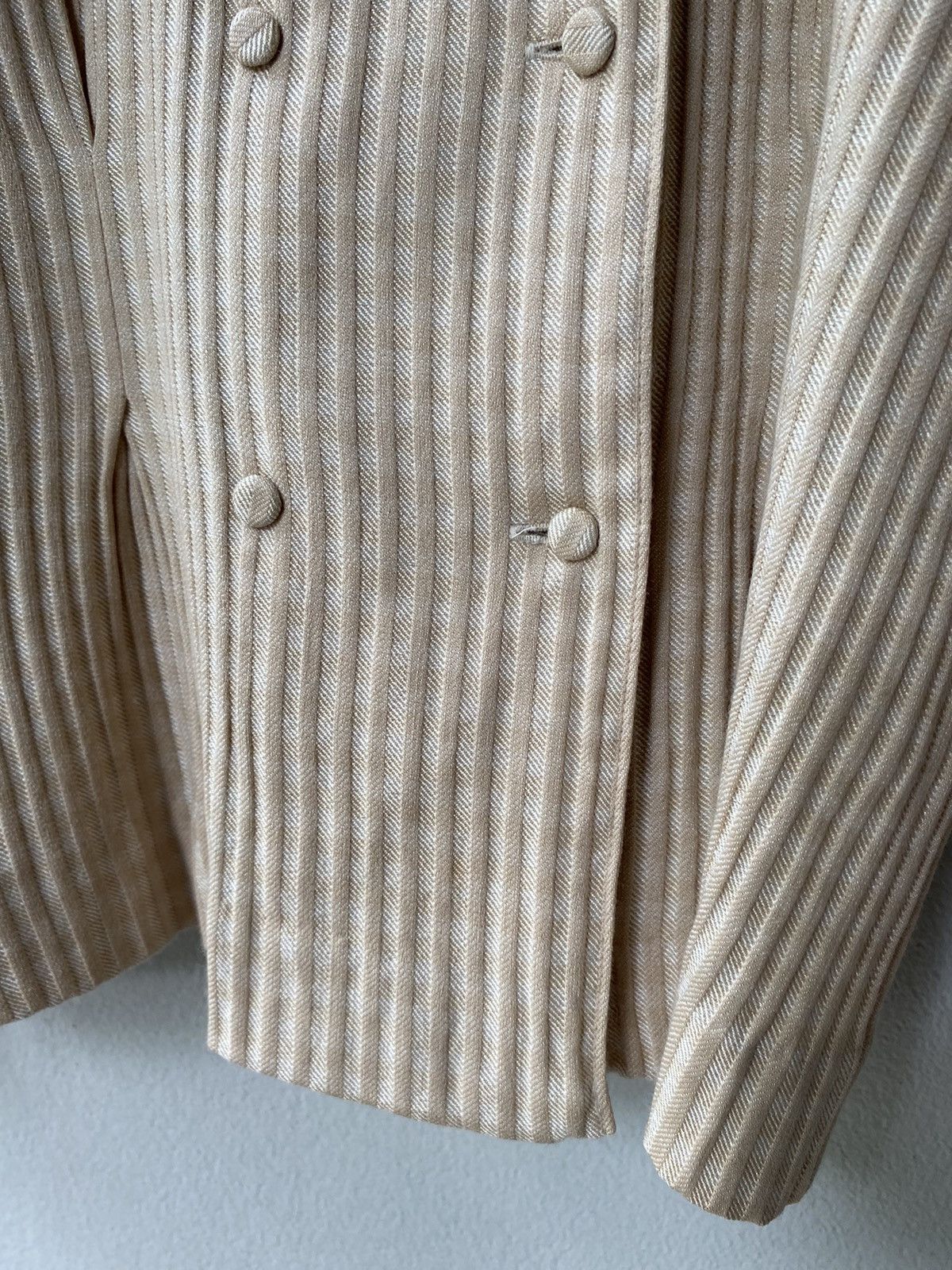 Burberry Burberry vintage beige blouse Size ONE SIZE - 18 Thumbnail
