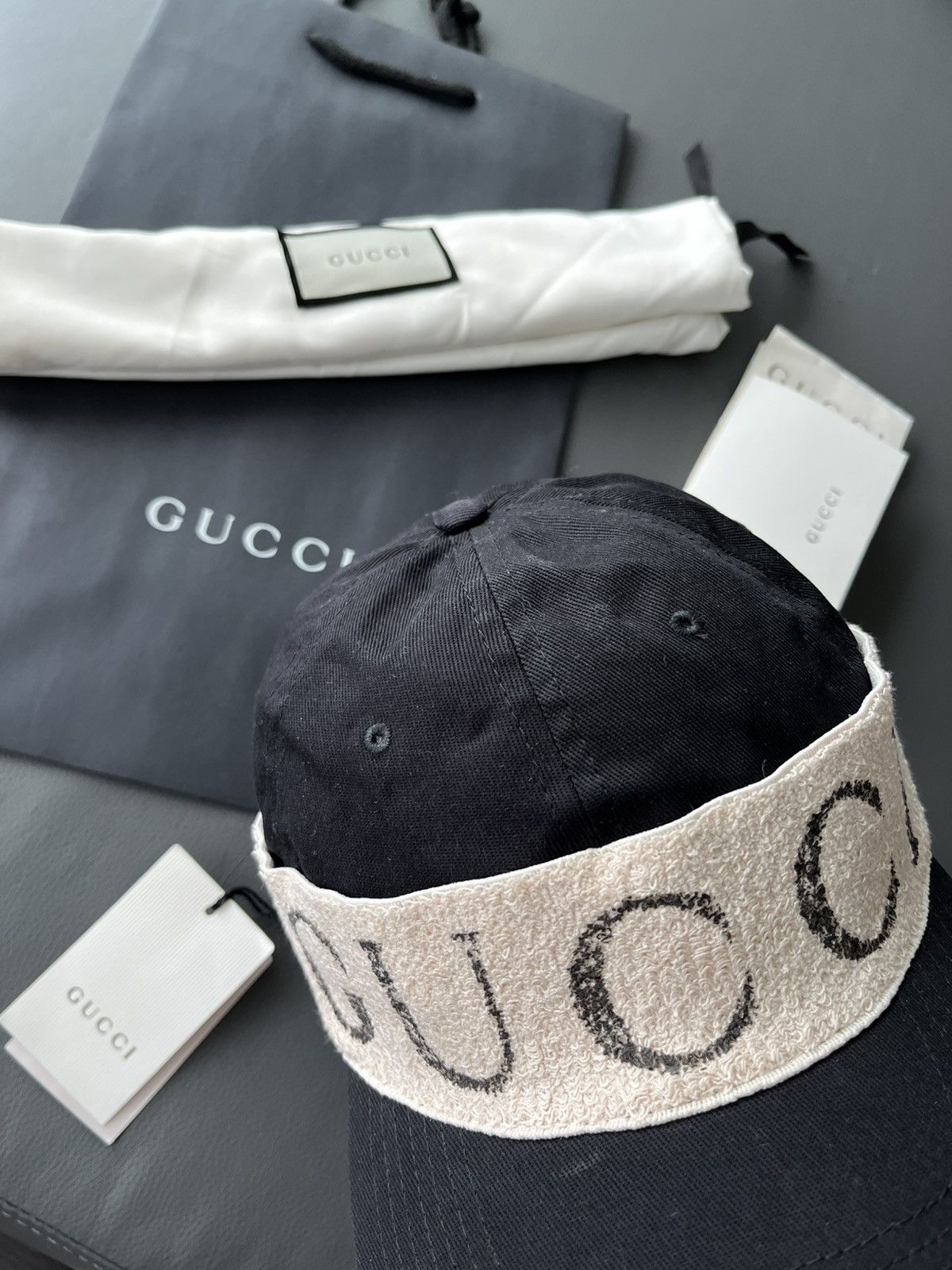 Gucci Gucci Runway Logo Baseball Hat Brand New Limited Edition Size ONE SIZE - 2 Thumbnail