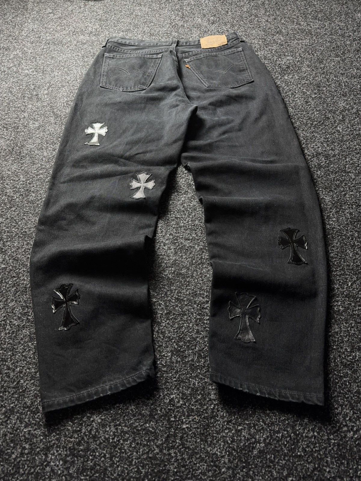 Levi's Vintage Clothing Vintage 90s Archival Levi’s Hearts Style Cross Denim Jeans Size US 33 - 11 Thumbnail