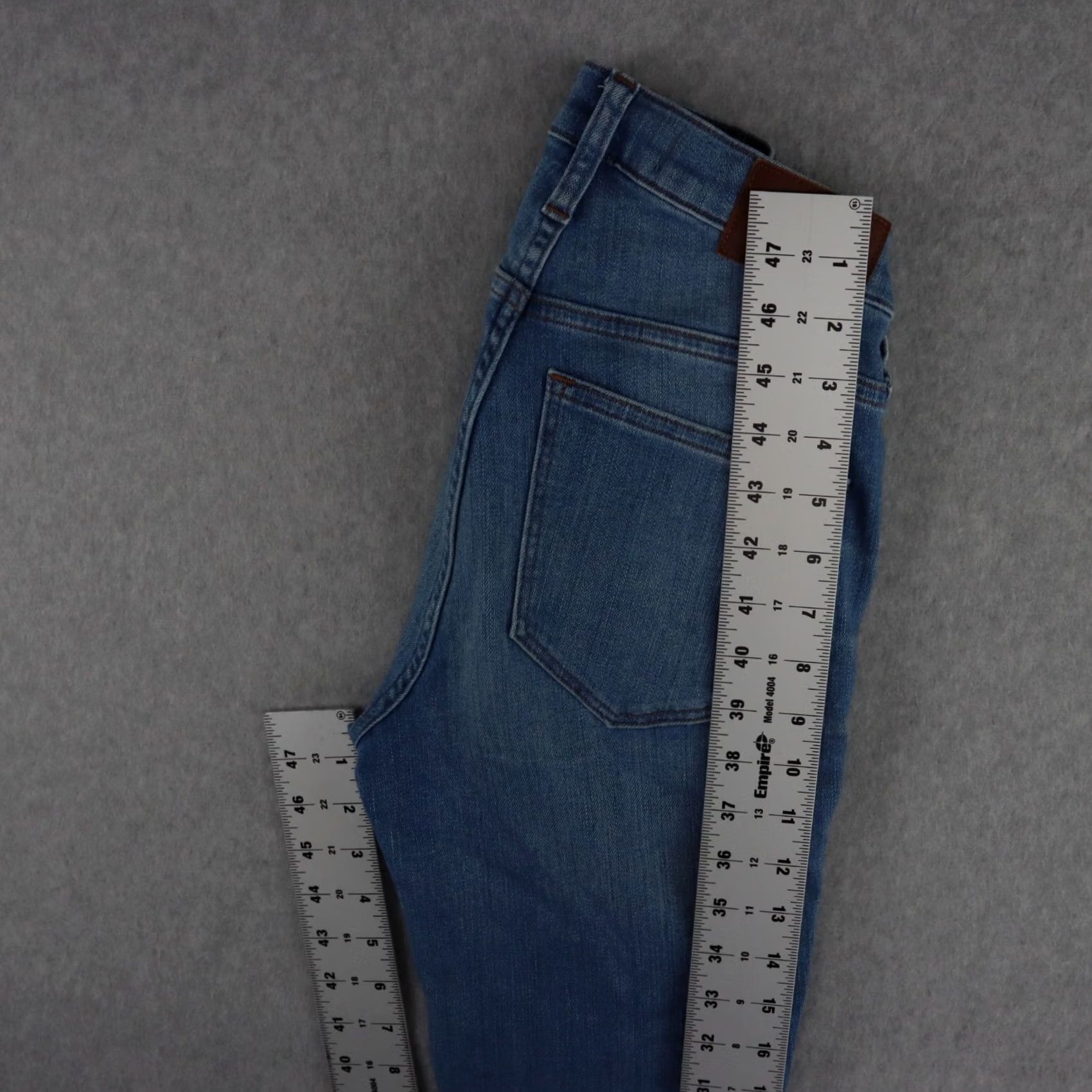 Madewell Madewell Jeans Women 25 Blue 9" High Rise Skinny Button Fly Distressed Frayed Size 42" / US 20 - 6 Thumbnail