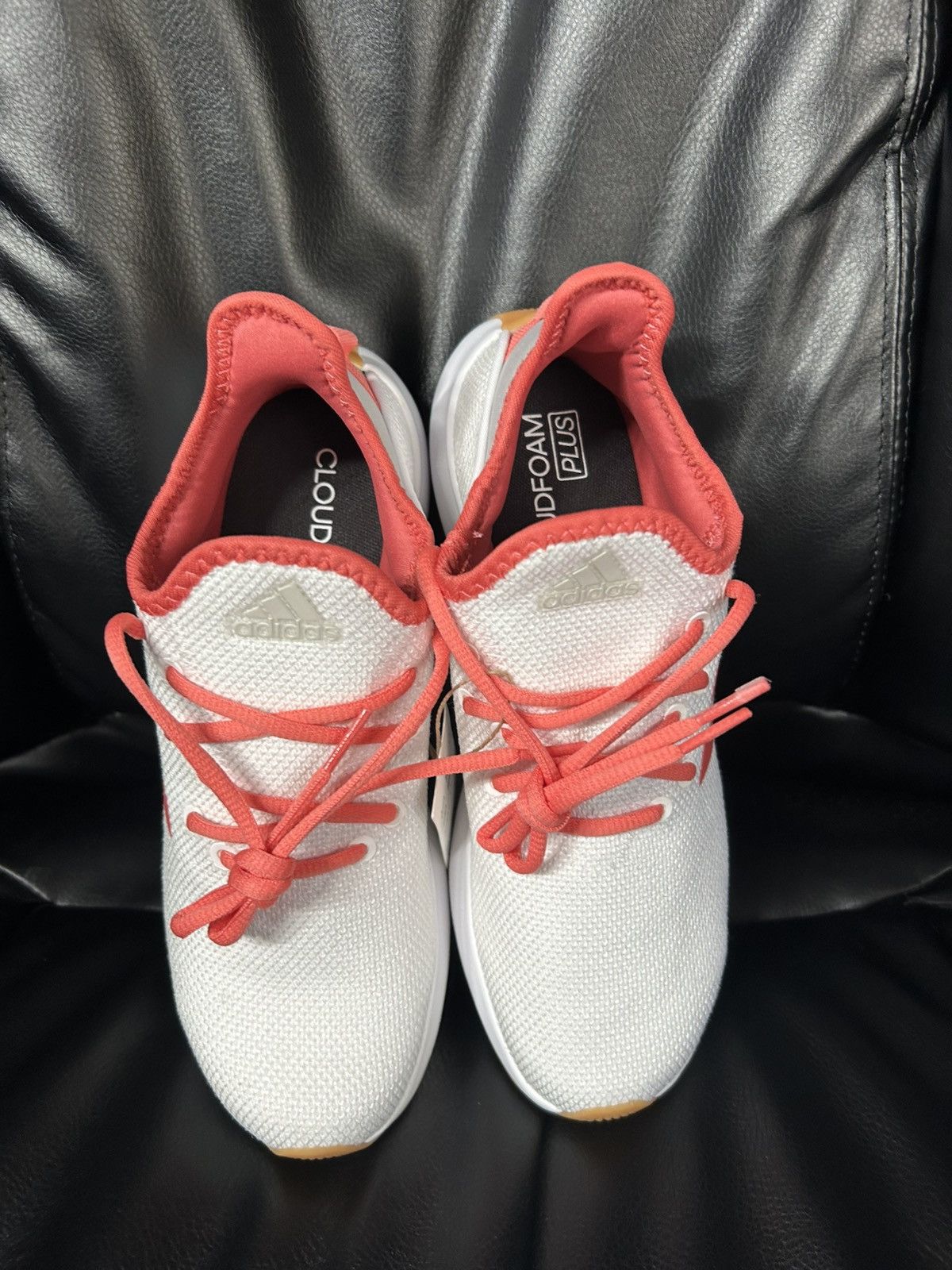 Adidas Cloud Foam Pure Women’s 7 White/Scarlett New OG Box