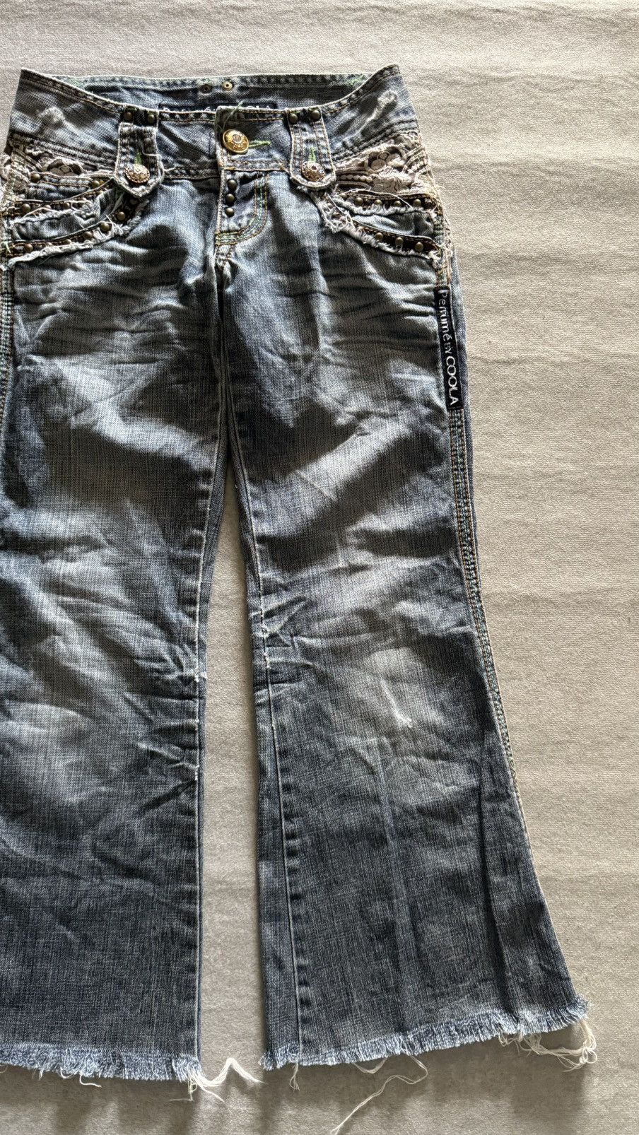 Japanese Brand Perfume by COOLA Distress Flare Denim Jeans Lace Patchwk Y2K Size 27" / US 4 / IT 40 - 6 Thumbnail