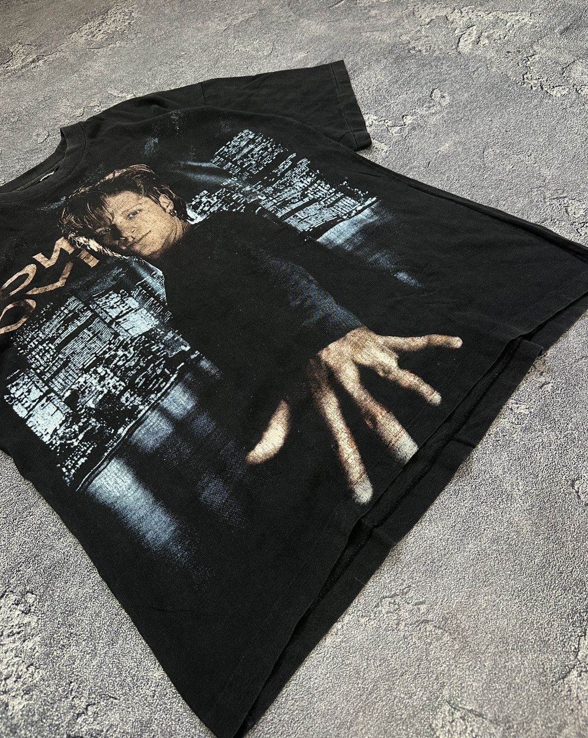 Vintage Vintage Bon Jovi 1993 Keep The Faith Full Print T-Shirt Size US M / EU 48-50 / 2 - 4 Thumbnail