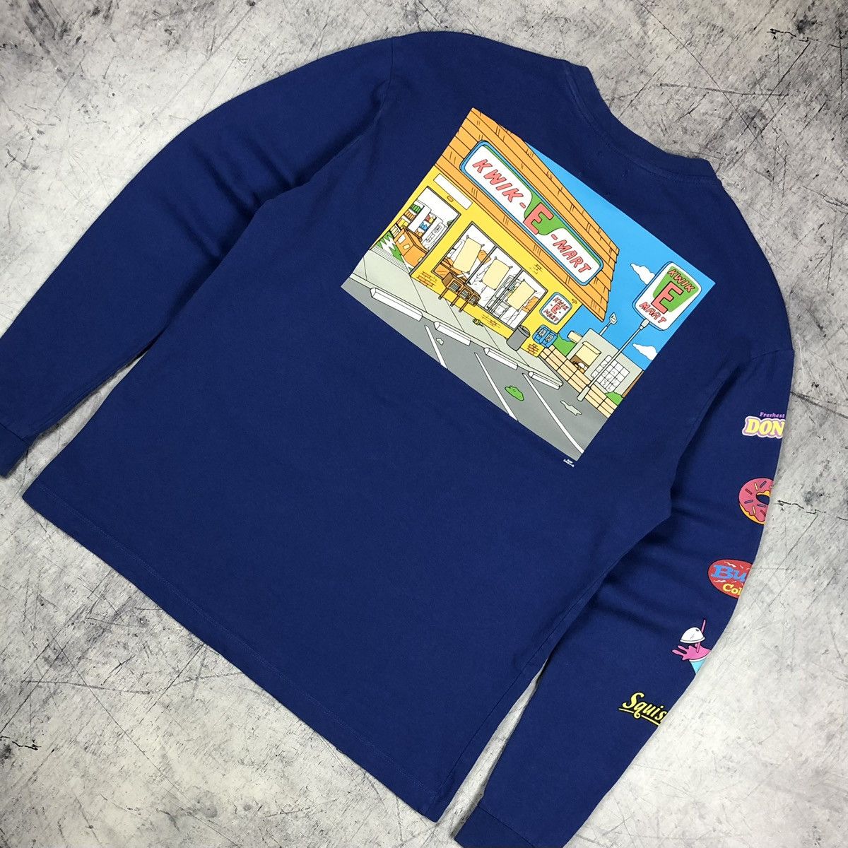 The Simpsons The Simpsons Kwik-E-Mart Long Sleeve Tee Size US S / EU 44-46 / 1 - 1 Thumbnail