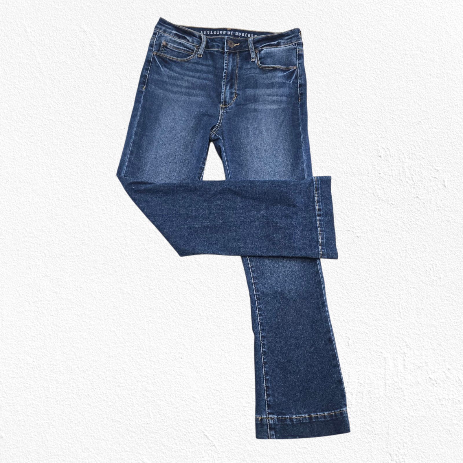Other Dark Wash Chelsea Slim Crop Bootcut Jeans Size 27 Size 27" / US 4 / IT 40 - 2 Thumbnail