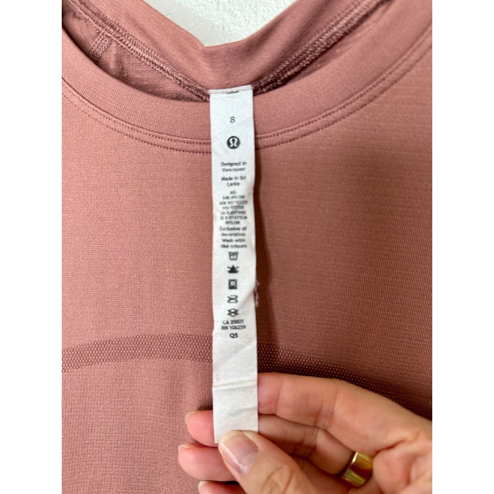 Lululemon Lululemon Swiftly Tech Spiced Chai Short Sleeve Shirt Top 8 Size 30" / US 8 / IT 44 - 6 Thumbnail